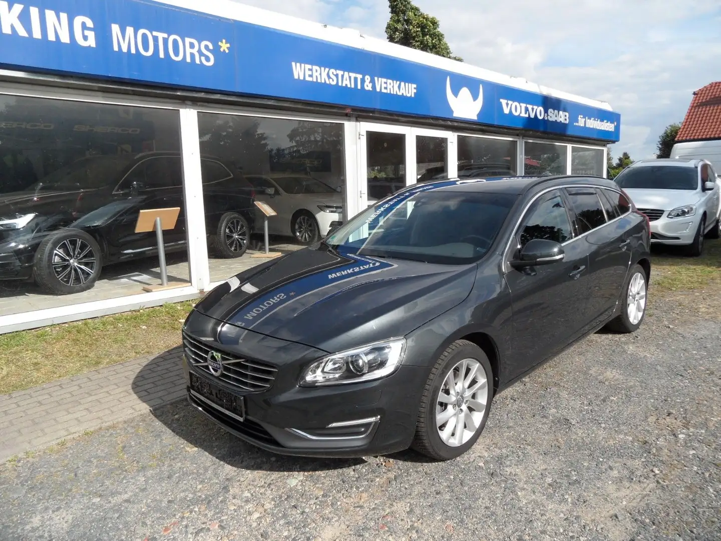 Volvo V60 T4 Bi Fuel CNG Geartronic Momentum Grau - 1