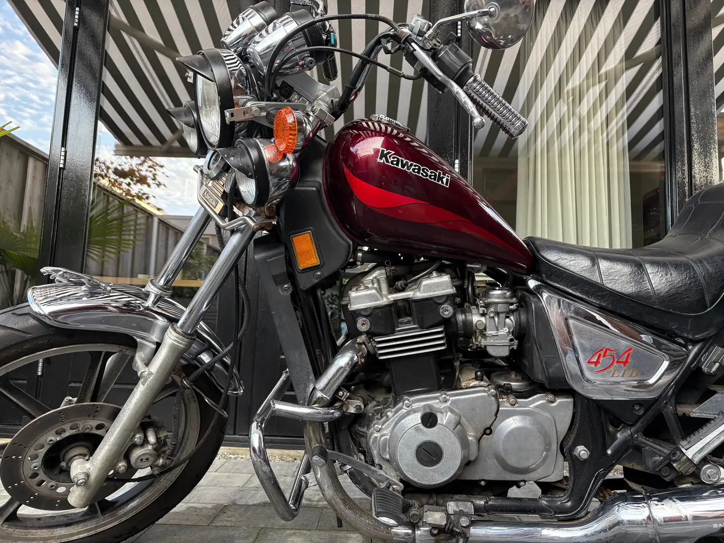 Kawasaki LTD 450 Rood - 2