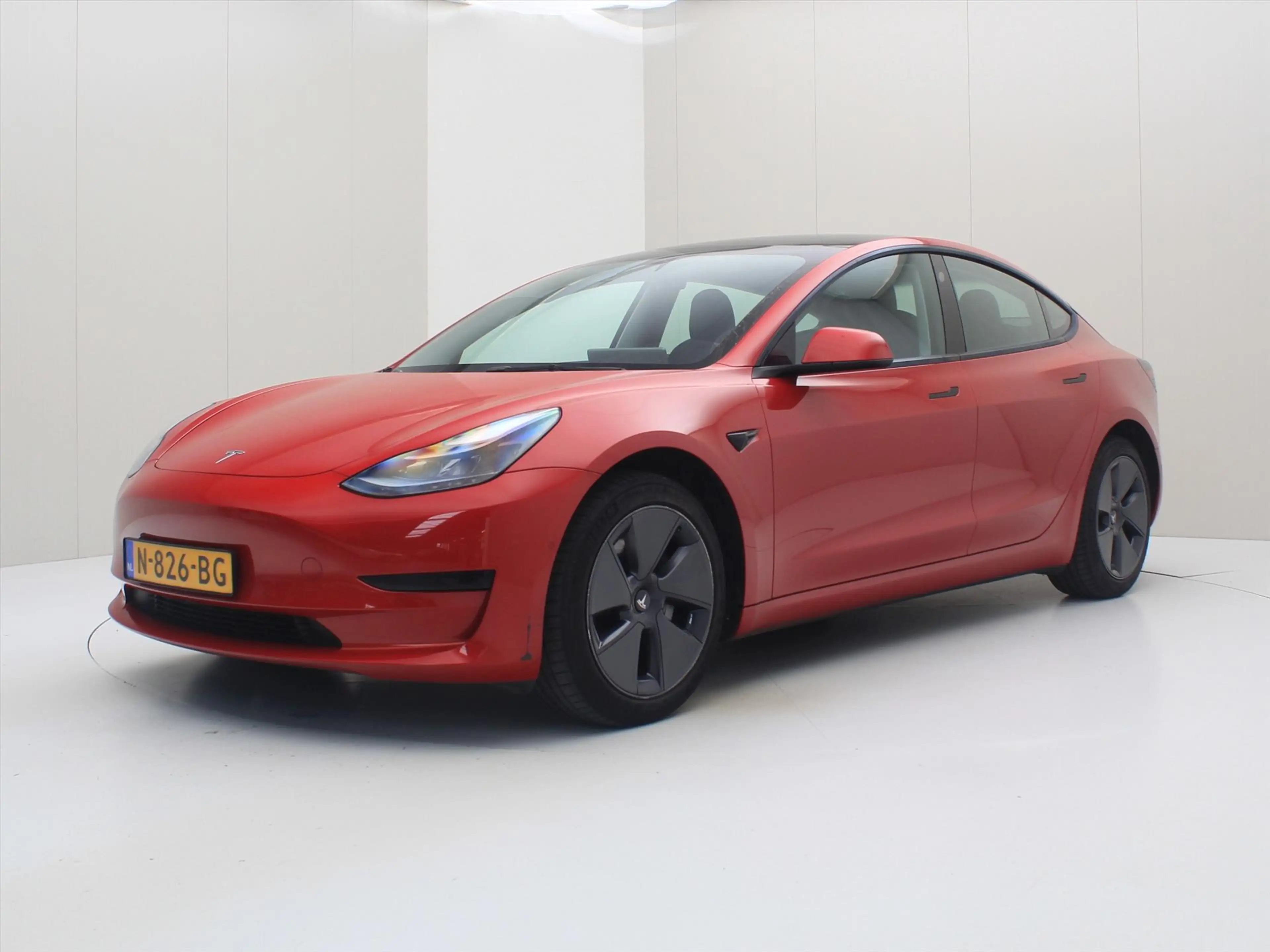 Tesla Model 3 Standard RWD Plus 90.5% SoH FACELIFT [ LFP-ACCU+WA