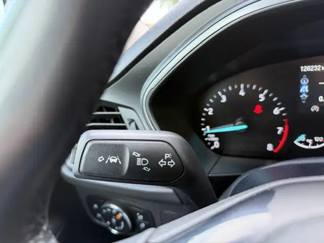 Ford Focus view 18