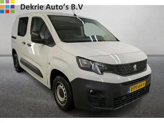 Peugeot Partner 1.2 Benzine 111PK Euro6 Premium / Airco / Navigati