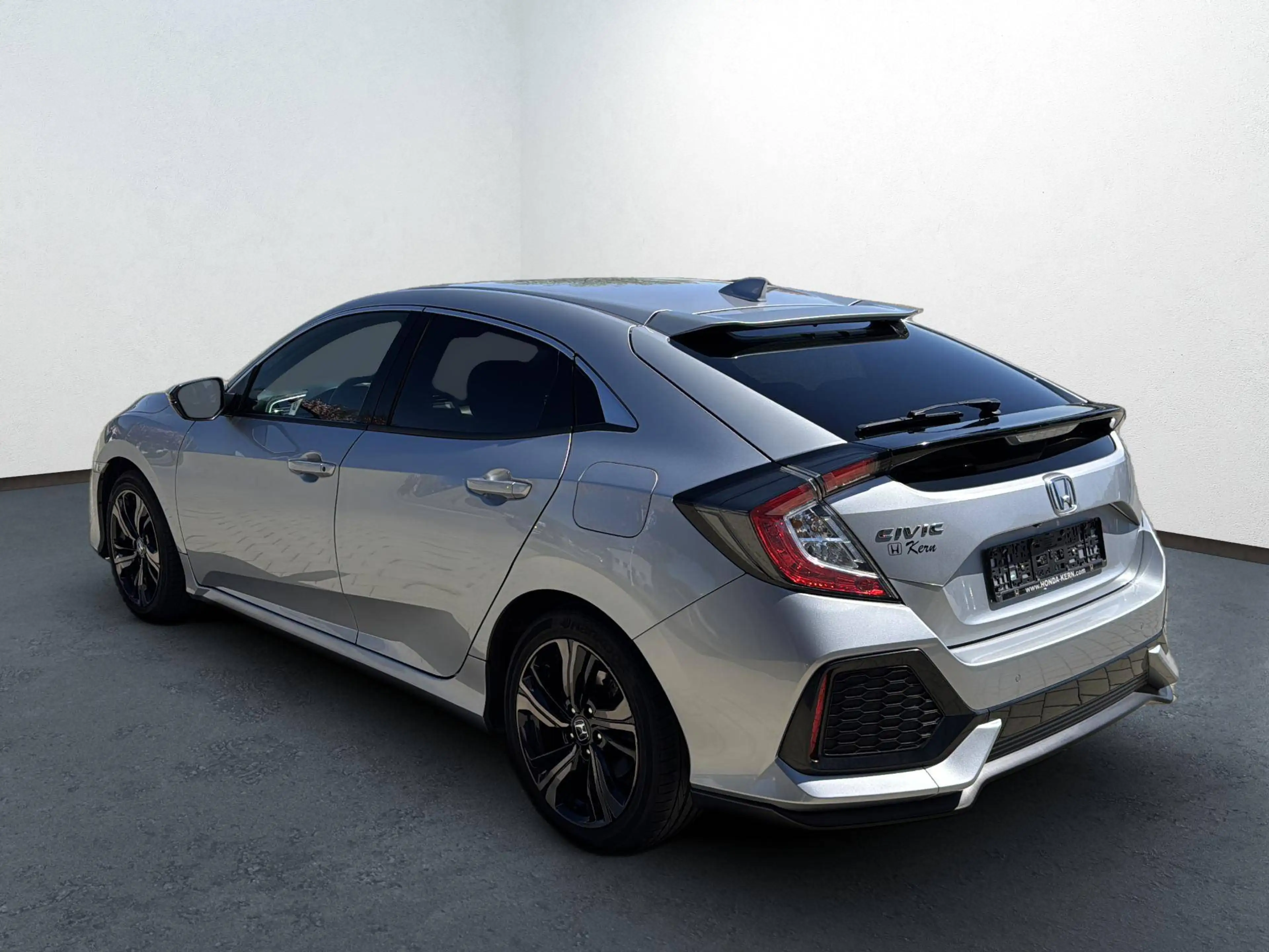 Honda Civic 1.0 Elegance VTEC — photo 4
