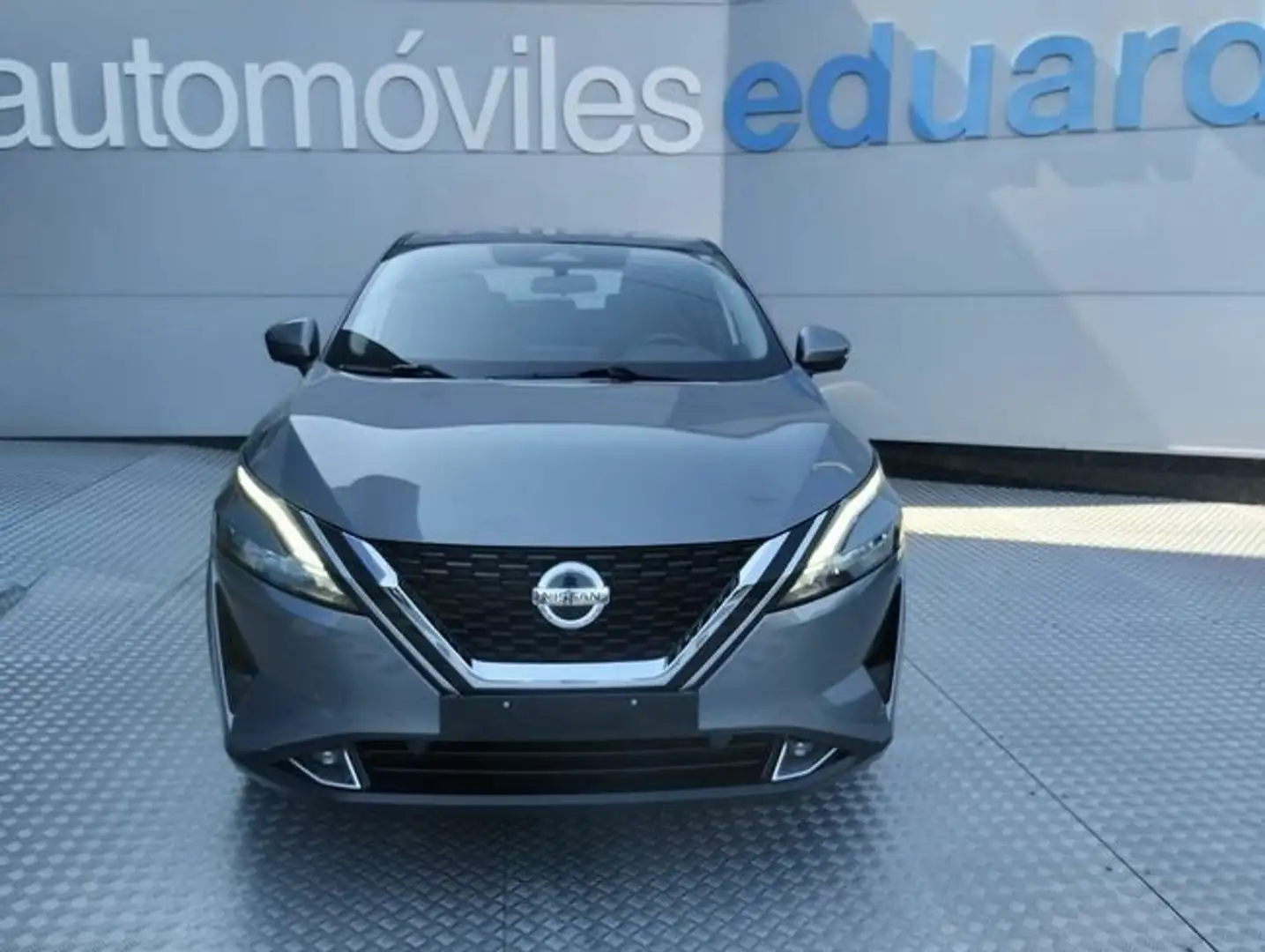 Nissan Qashqai DIGT 103kW 140CV mHEV 4x2 Acenta Gris - 2