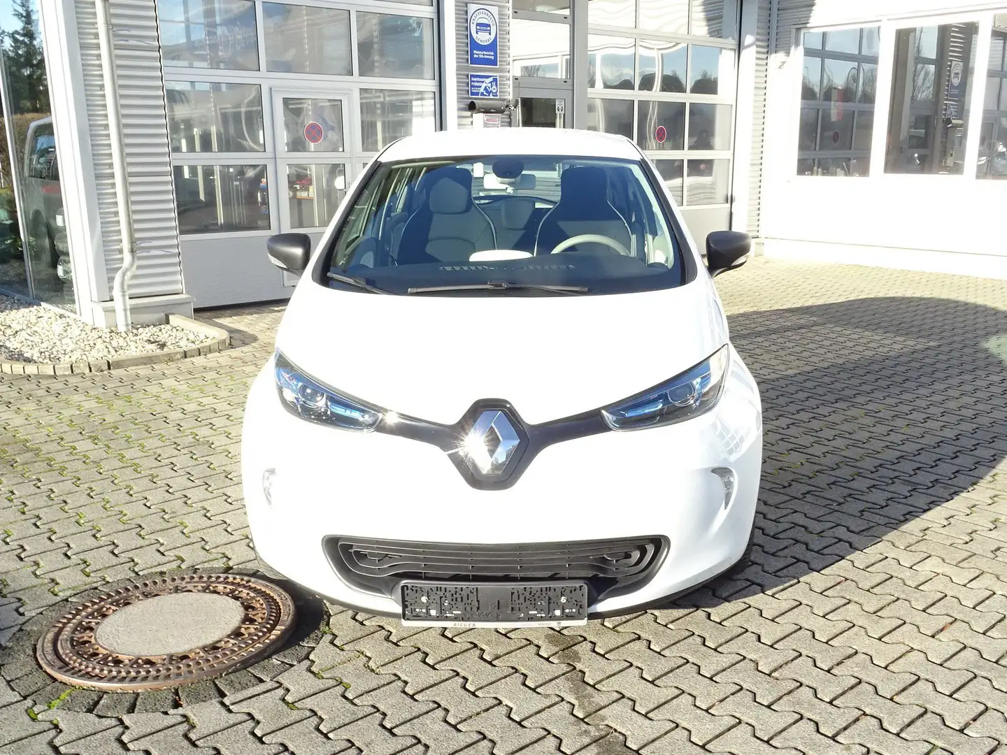 Renault ZOE (ohne Batterie) 41 kwh Life Navi PDC hinten Klima Weiß - 2