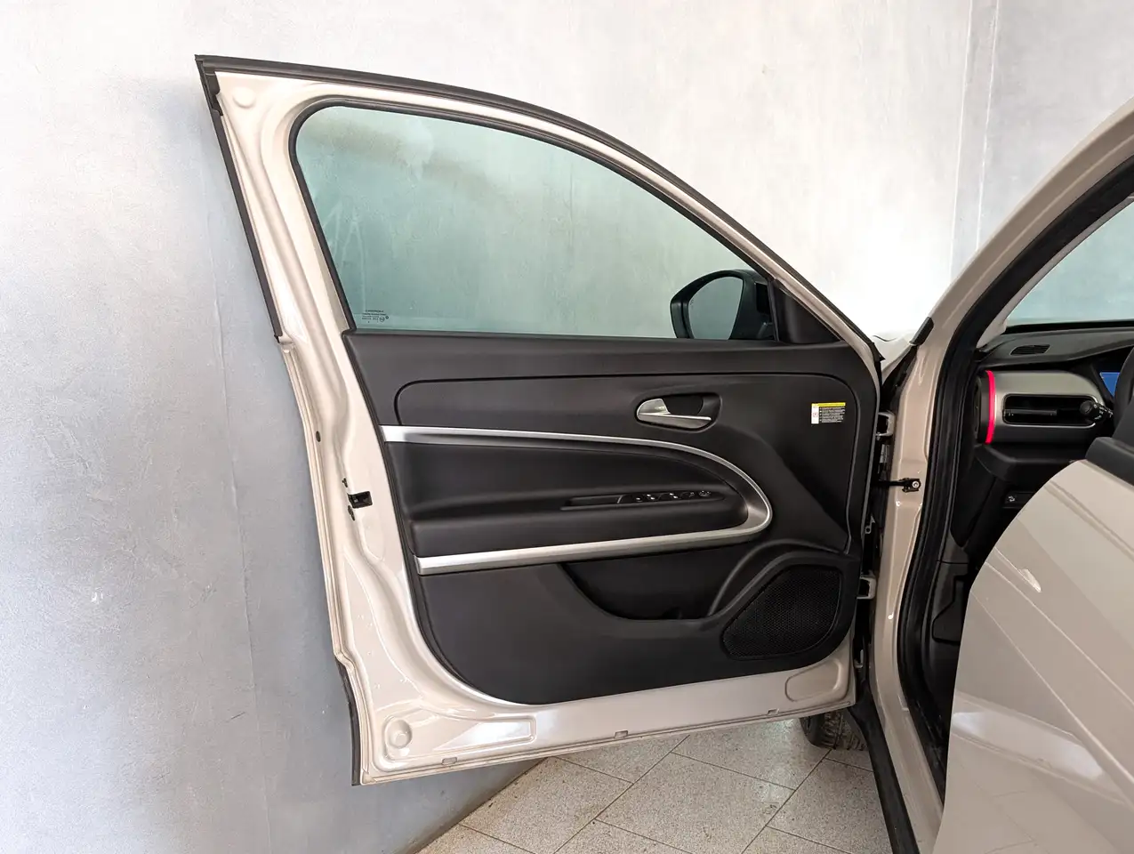 Jeep Avenger 1.2 TURBO 100CV SUMMIT 17