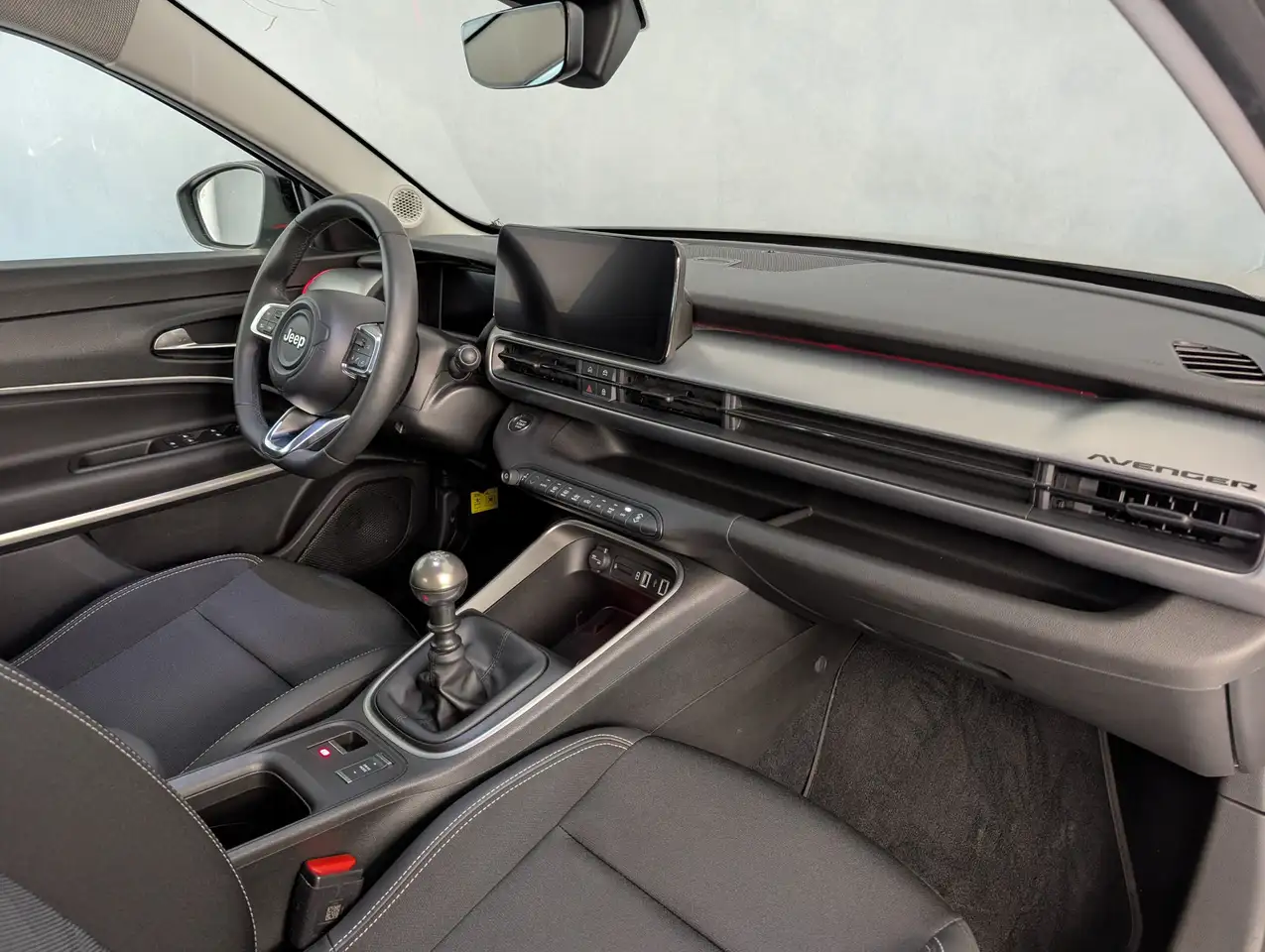 Jeep Avenger 1.2 TURBO 100CV SUMMIT 12