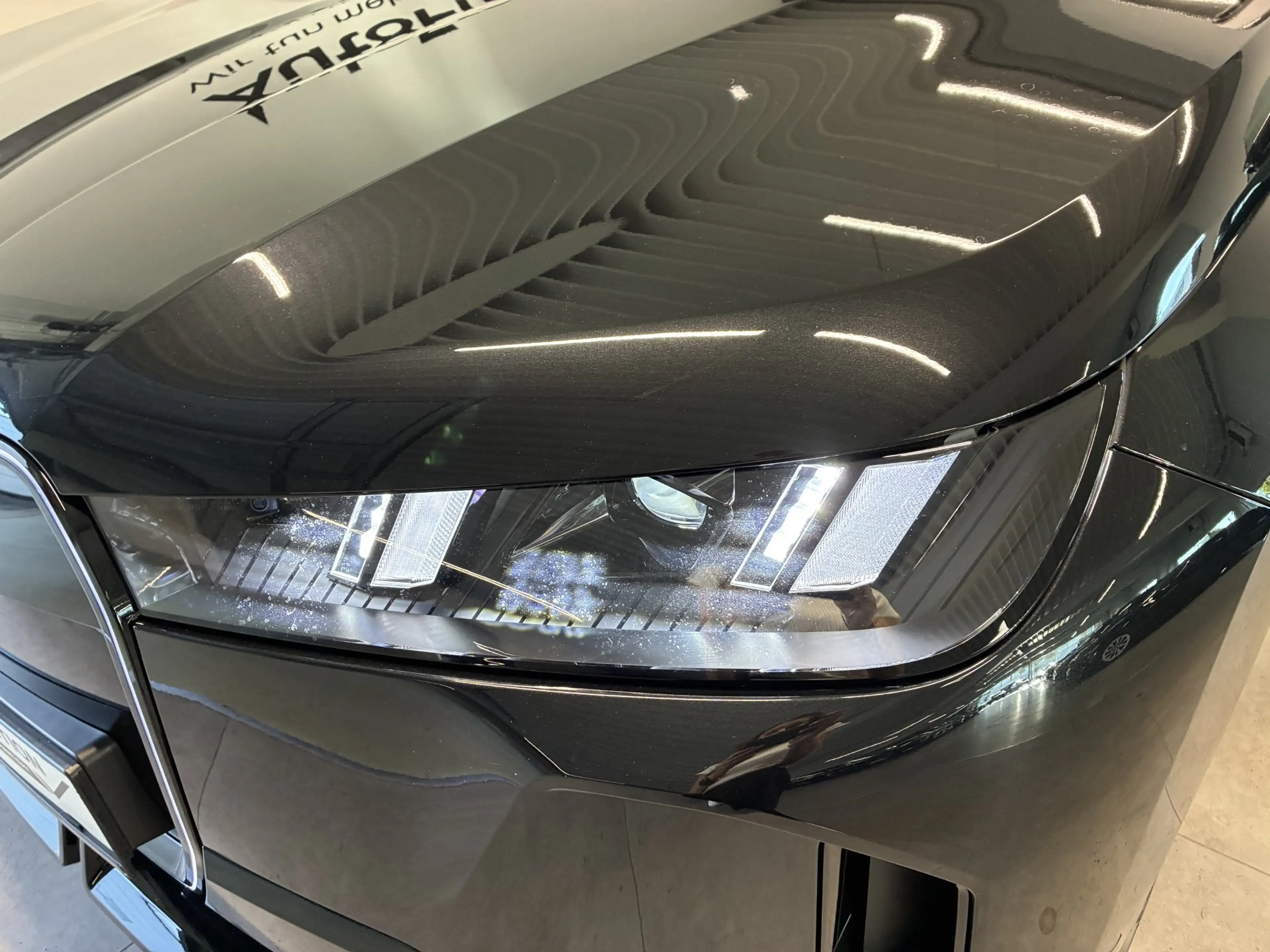 BMW iX xDrive45 — photo 5