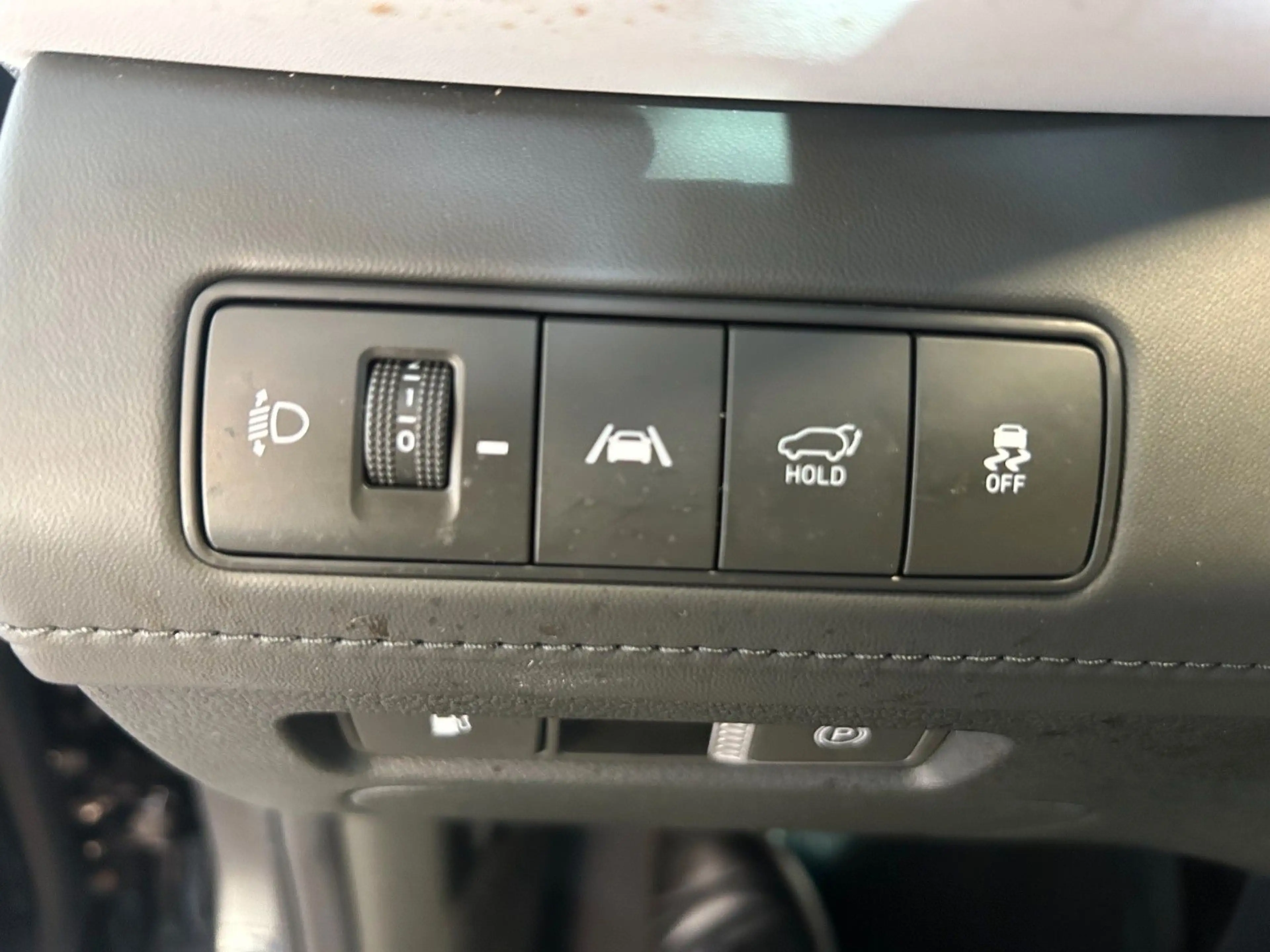 Hyundai SANTA FE 1.6 T Plug-in 4WD A/T SIGNATURE Pano — photo 14