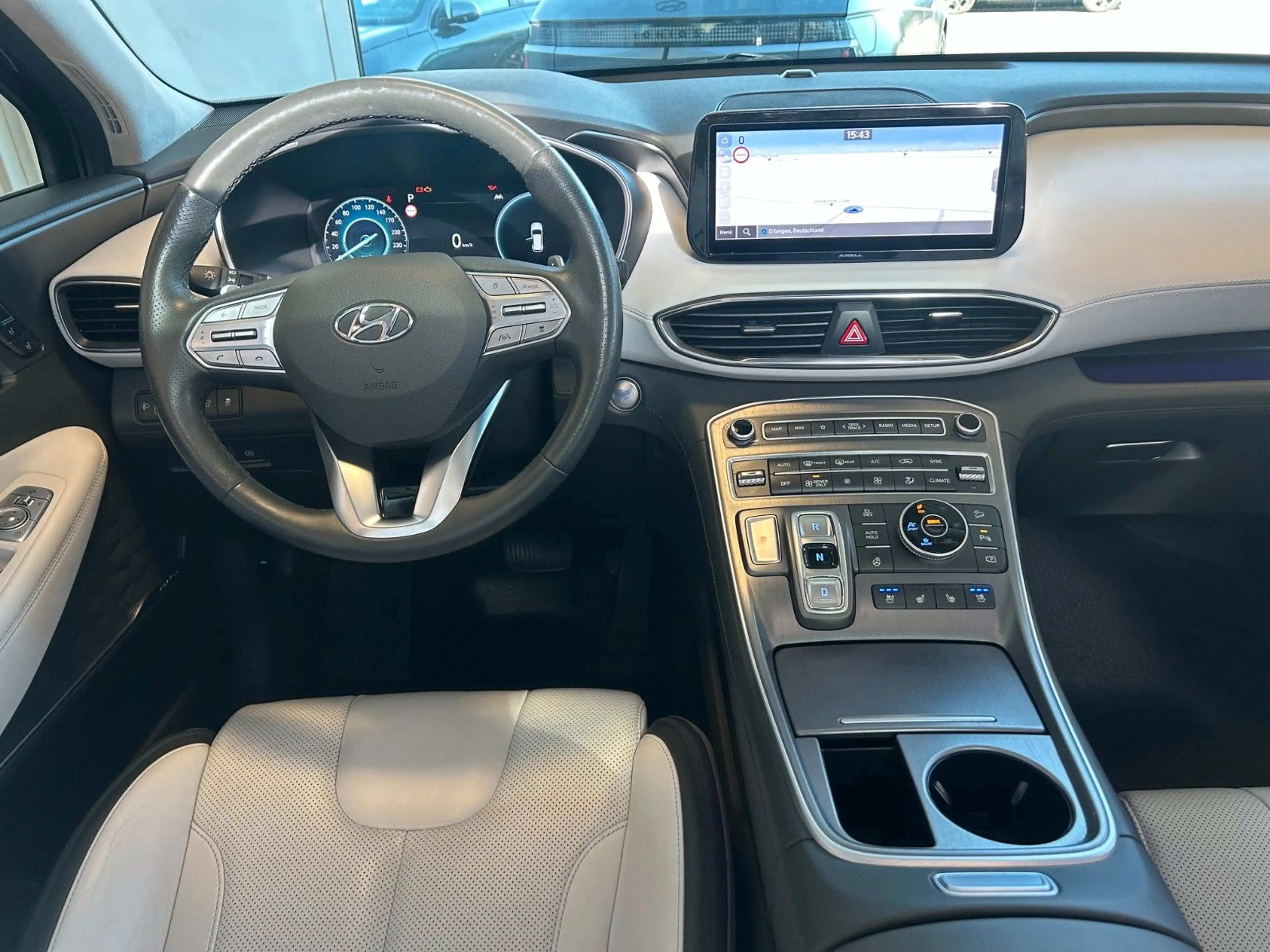 Hyundai SANTA FE 1.6 T Plug-in 4WD A/T SIGNATURE Pano — photo 11