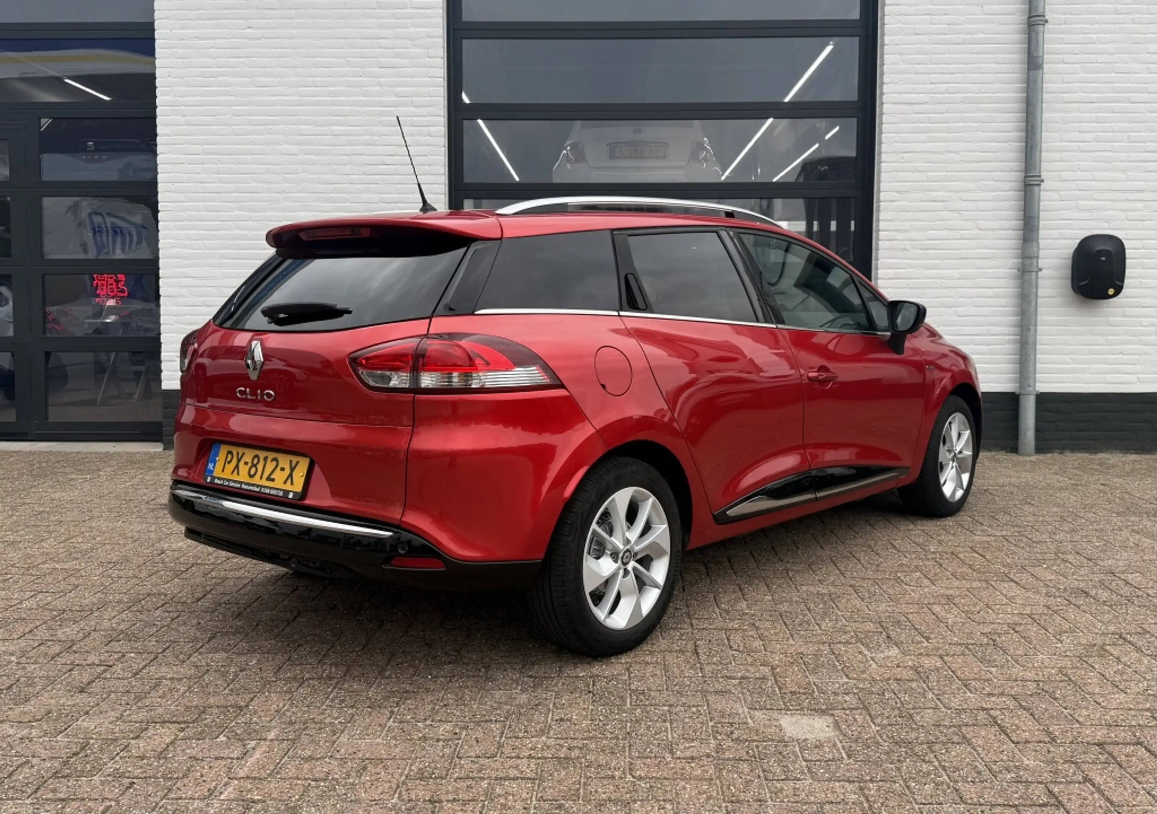 Renault Clio Estate Energy TCe 90pk S&S Limited — photo 2