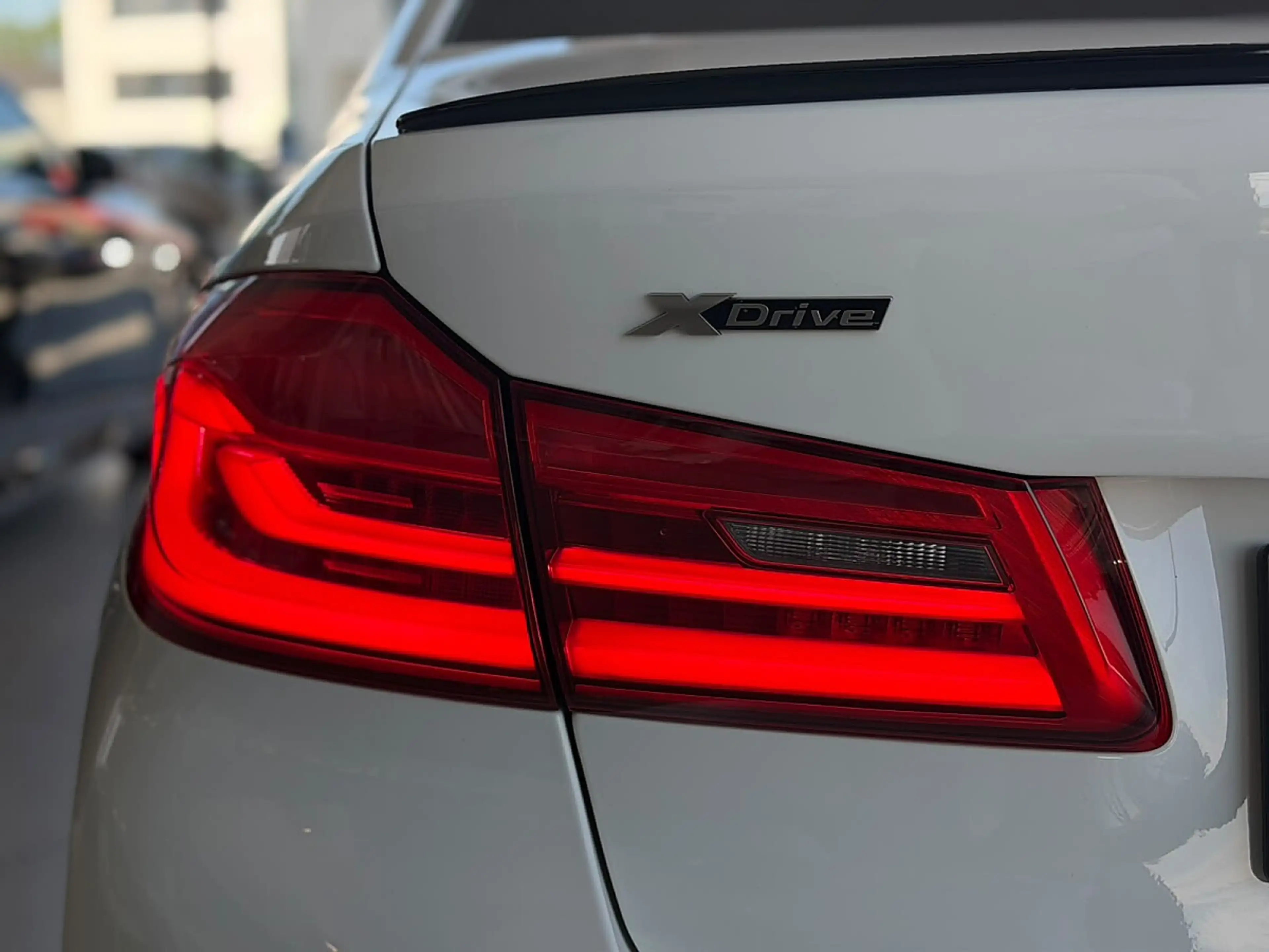 BMW M550 d xDrive *M SPORT* HARMAN KARDON* SCHIEBEDACH* ... — photo 4