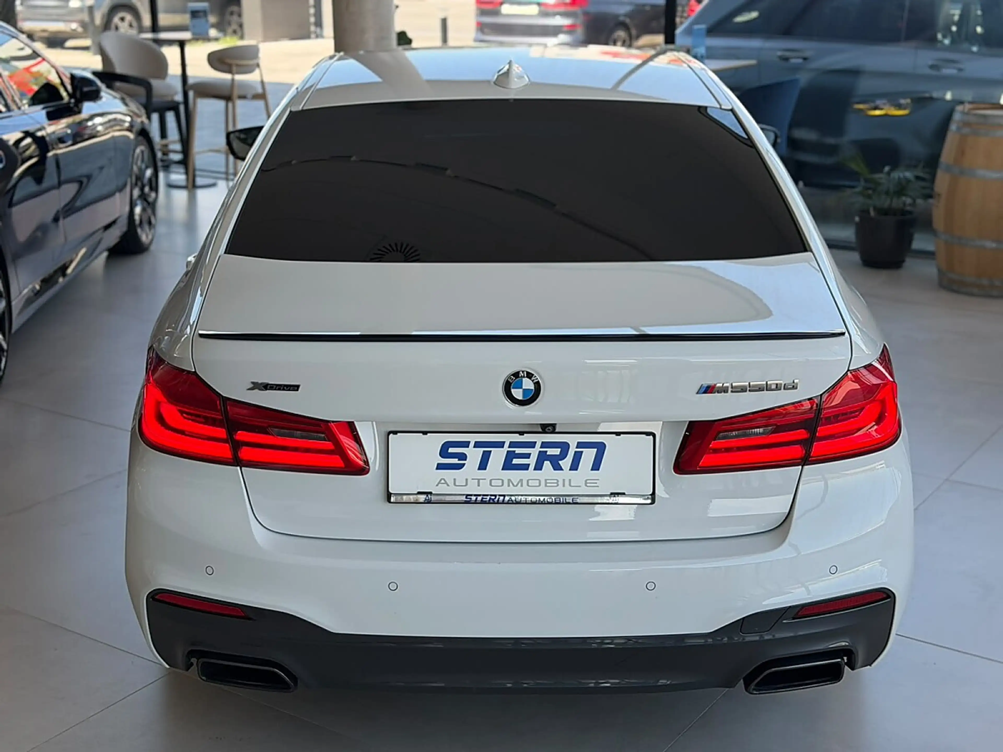 BMW M550 d xDrive *M SPORT* HARMAN KARDON* SCHIEBEDACH* ... — photo 5