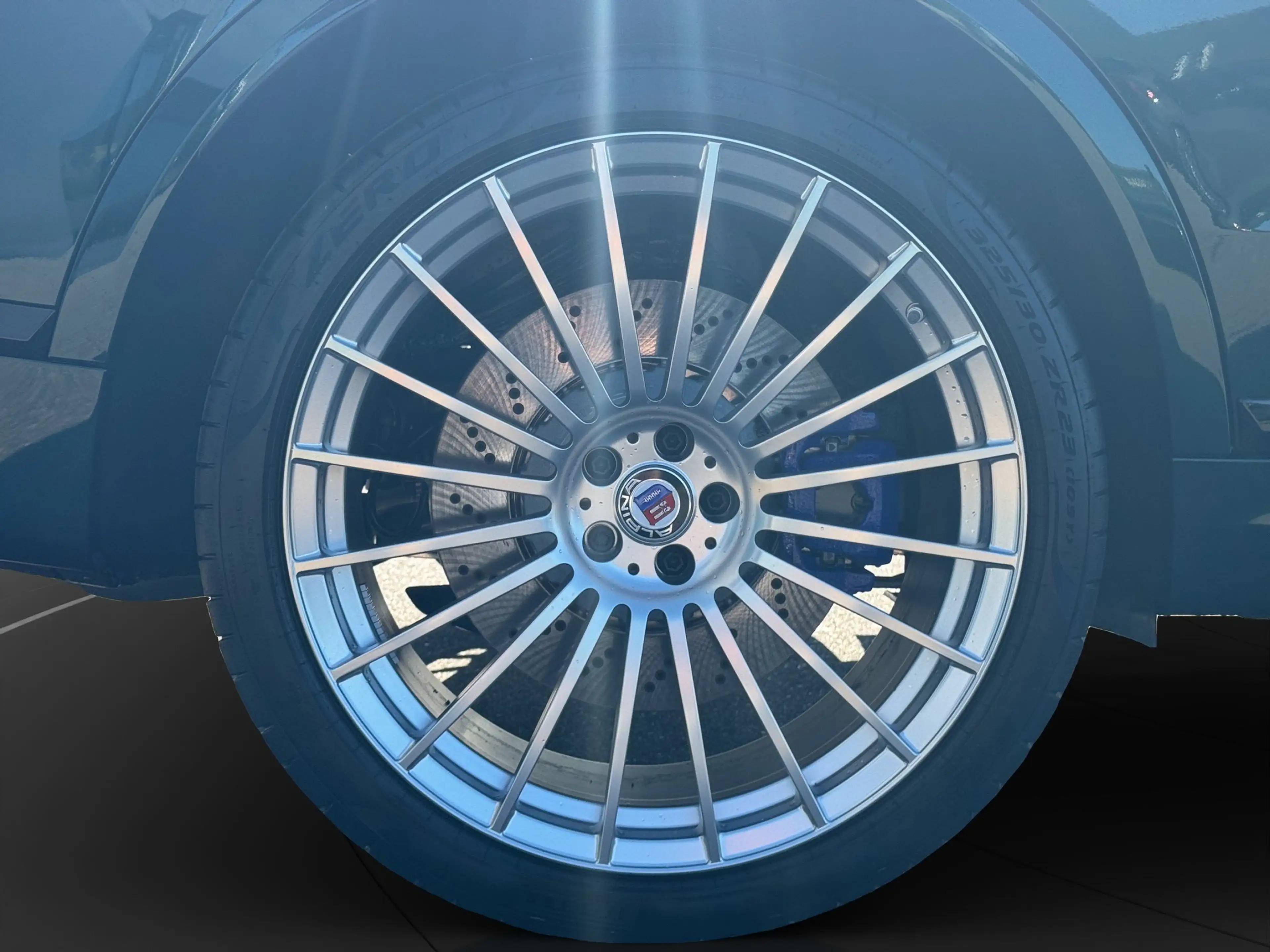 Alpina XB7 — photo 12