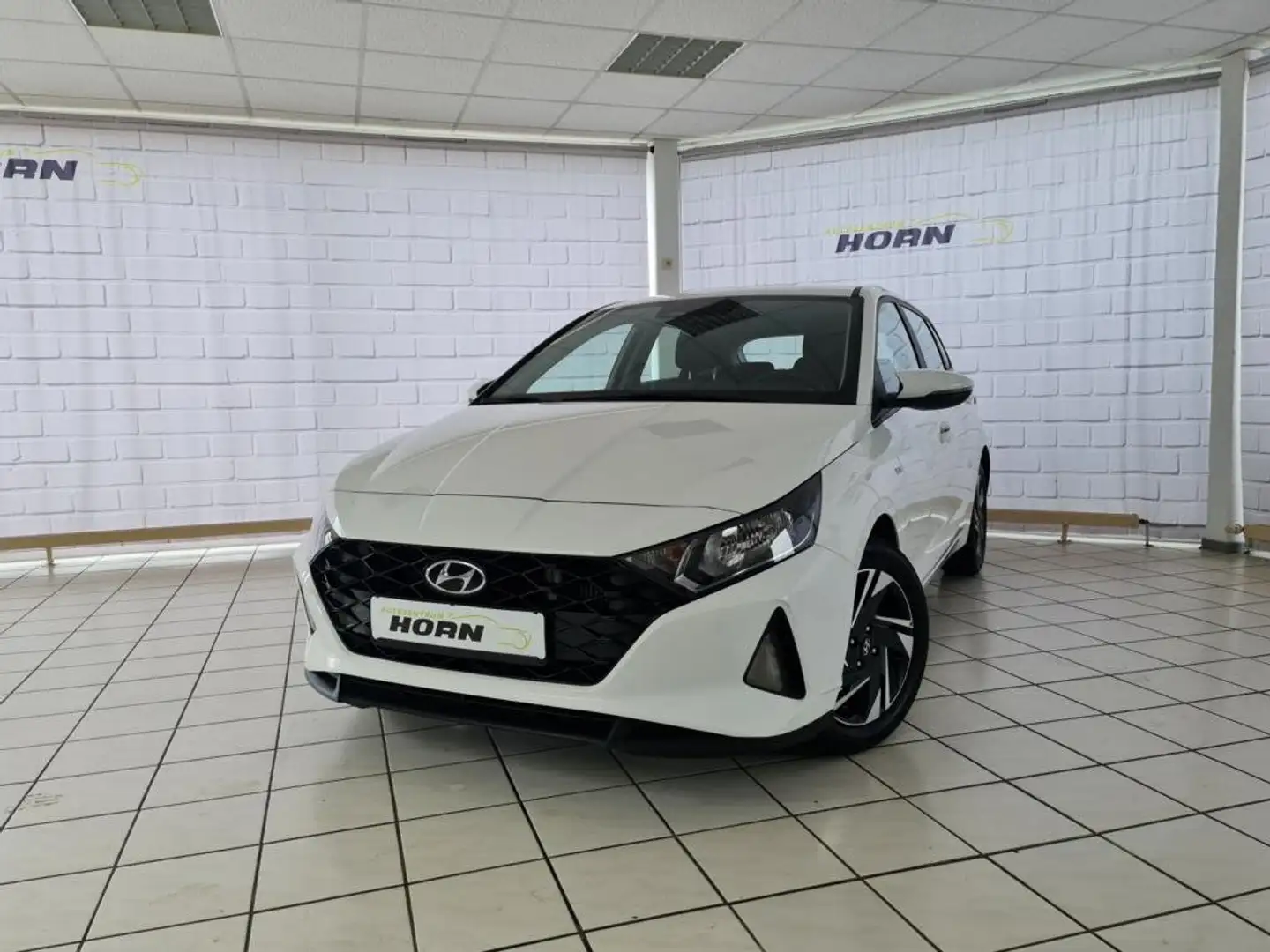 Hyundai i20 Mild-Hybrid, 1.hand, unfallfrei, Kamera,Scheckheft Weiß - 1