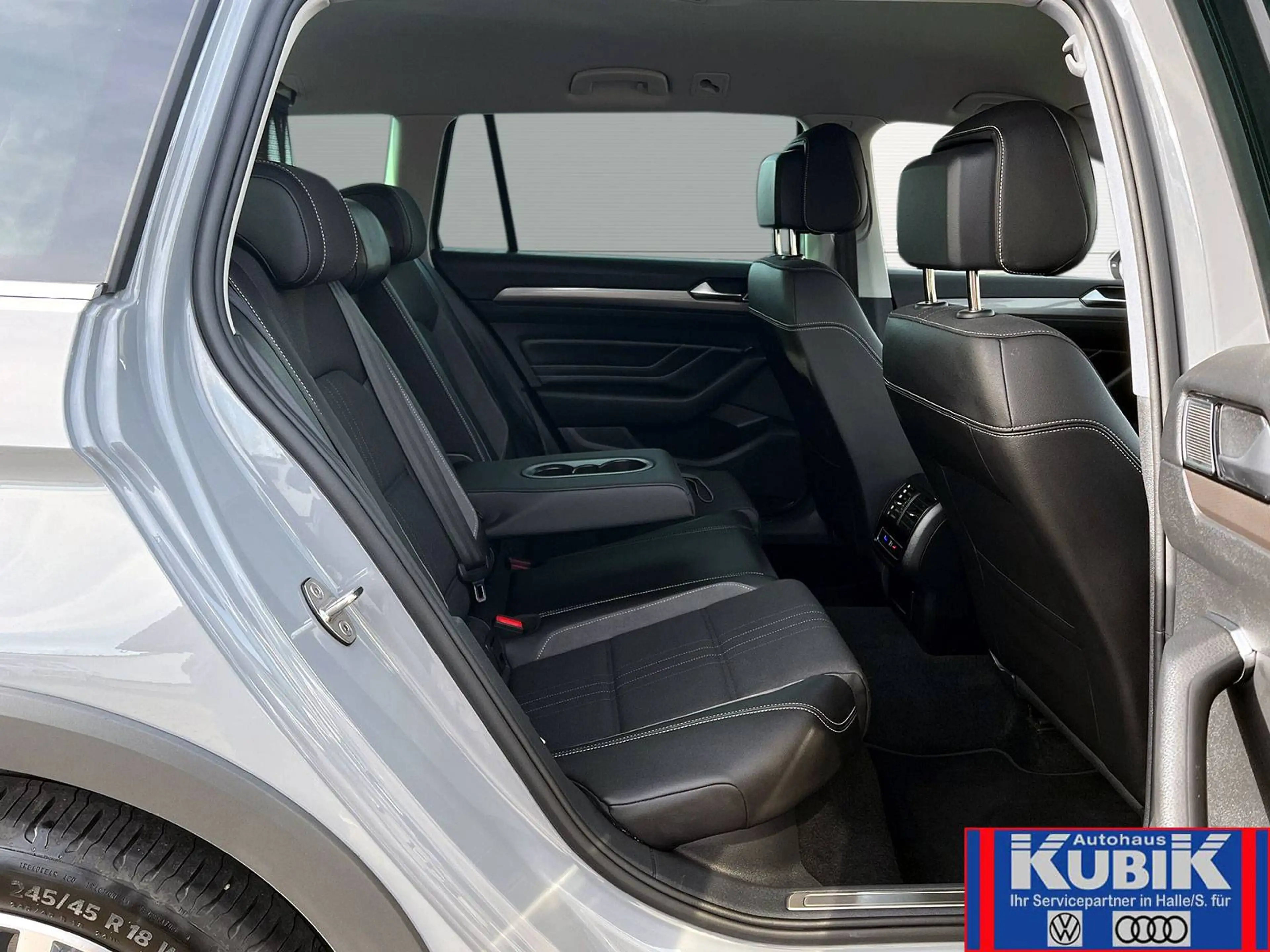 Volkswagen Passat Alltrack Variant 2.0 TDI 4Motion DSG+ergoComfort Sitz+LED+ — photo 15