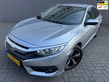 1.5 i-VTEC Elegance*STOEL VERWARMING*CRUISE*CAMERA
