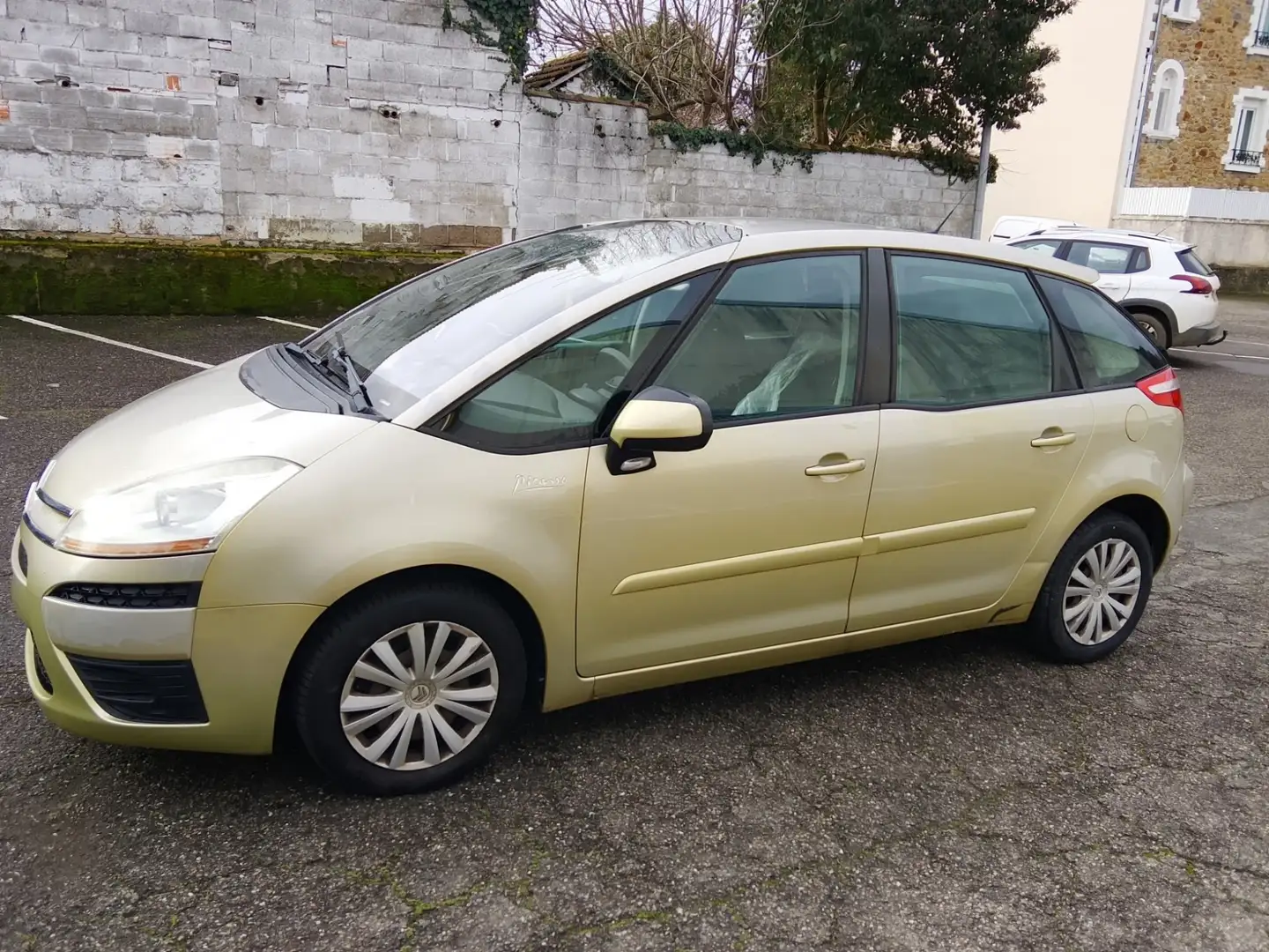 Citroen C4 Picasso HDi 110 FAP Airdream Pack Dynamique - 1