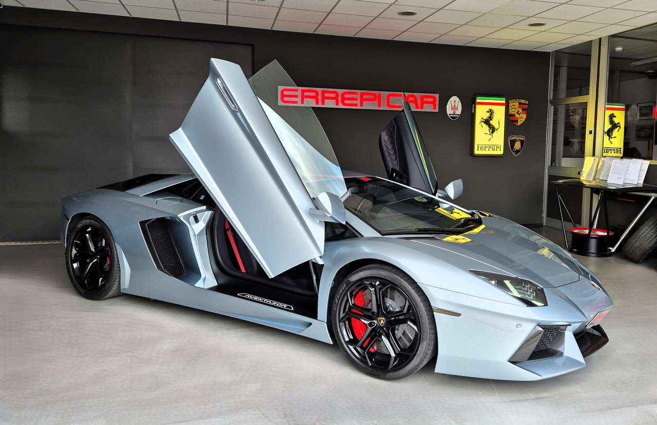 Lamborghini Aventador Coupe 6.5 LP 700-4 modelyear2015 AD PERSONAM FULL