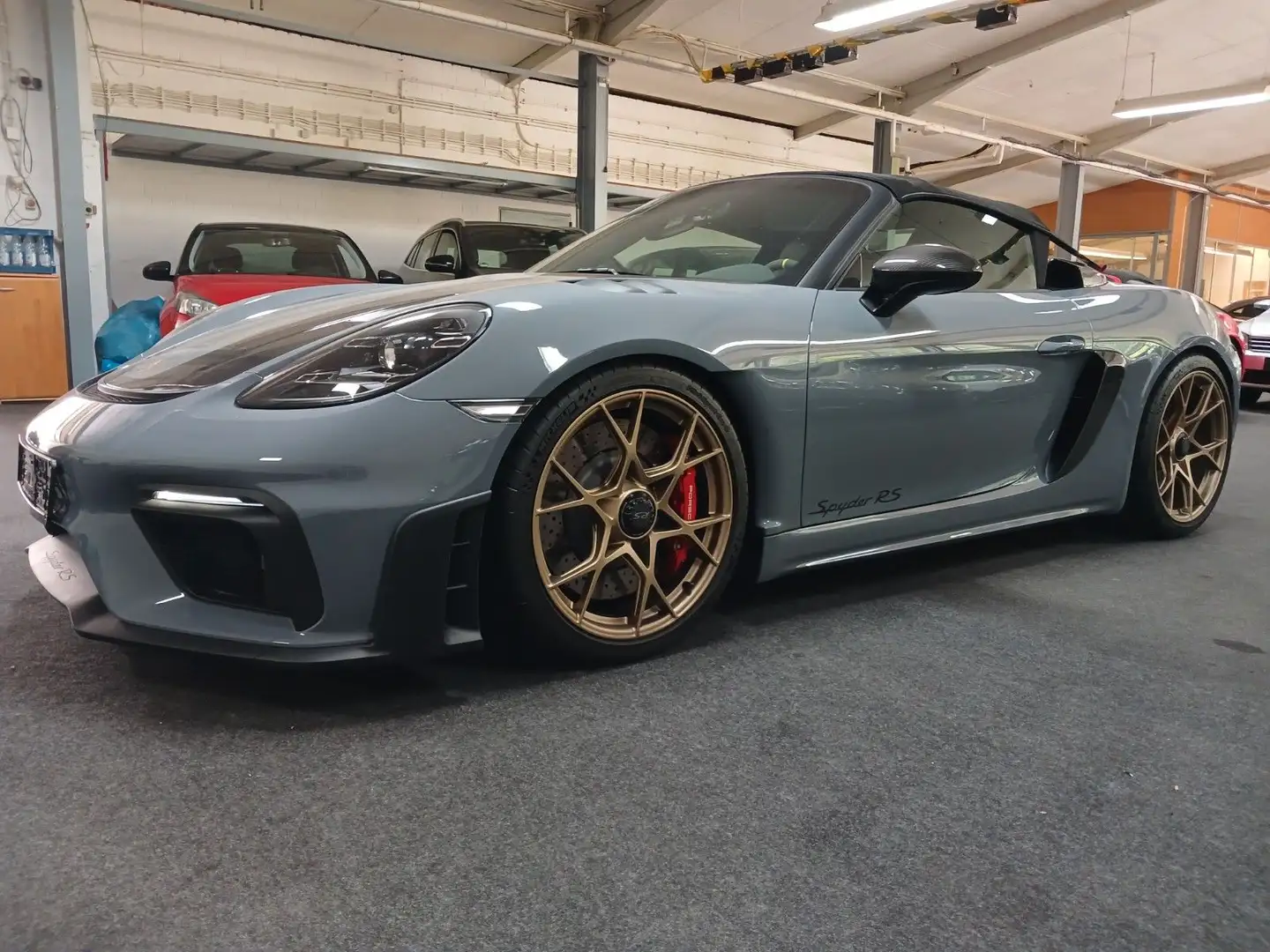 Porsche Boxster 718 Spyder Rs NEUWAGEN ZUSTAND! Grau - 2