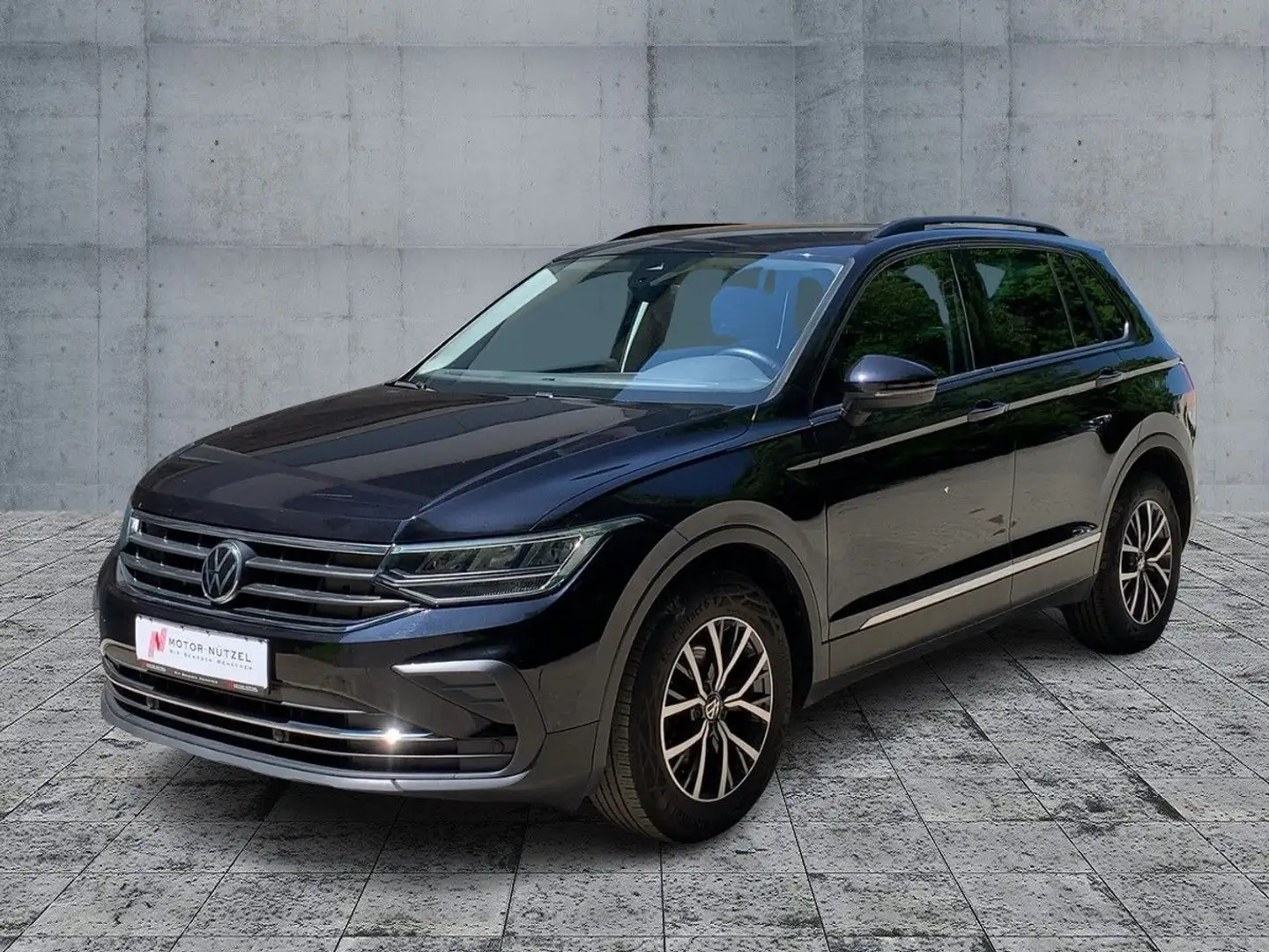 Volkswagen Tiguan 1.5 TSI LIFE LED+NAVI+APP+DAB+ACC+SHZ+PDC Schwarz - 2