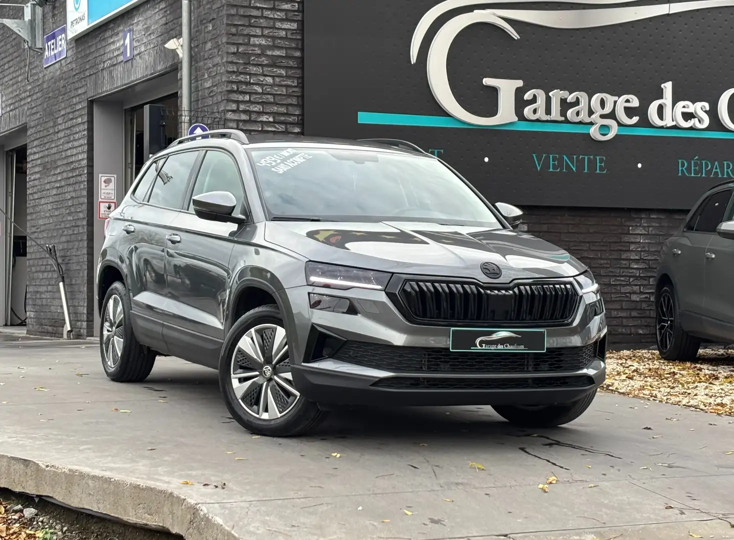Skoda Karoq 1.5 TSI - ! Ambition ! - DSG - 1er Prop. - Eu6d Grijs - 2