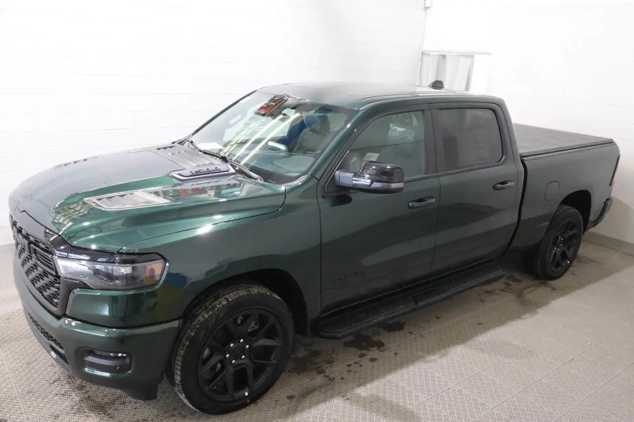 RAM 1500 снимка RAM 1500
