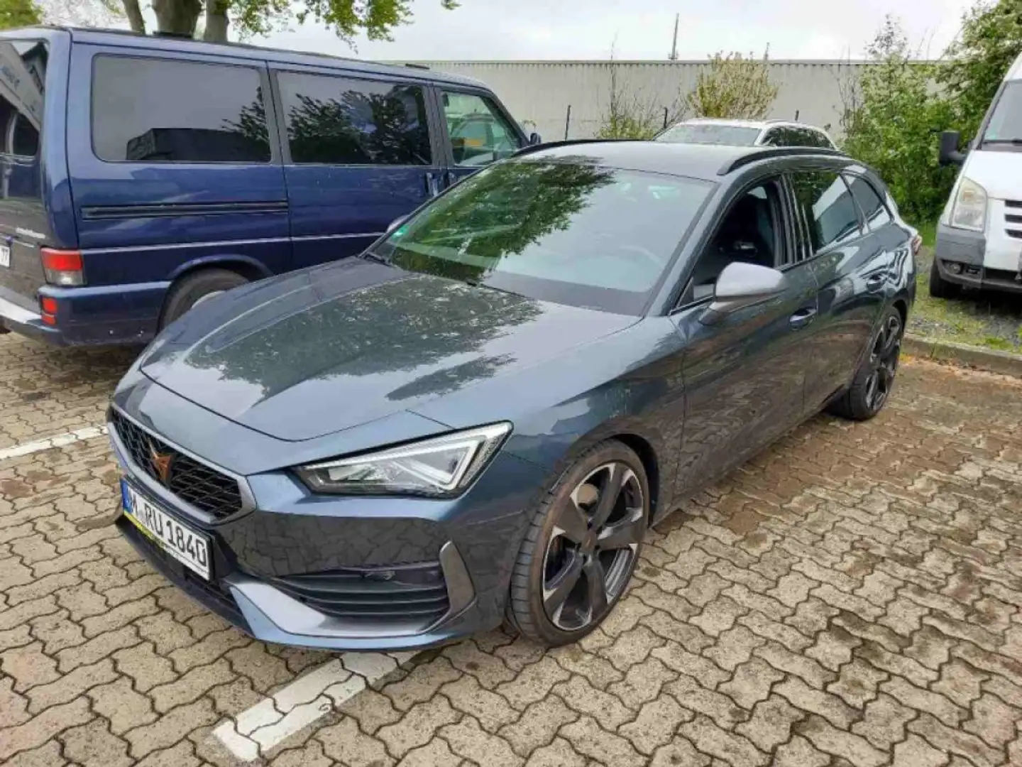 CUPRA Leon Sportstourer 2.0 TSI 4Drive DSG VZ - 1