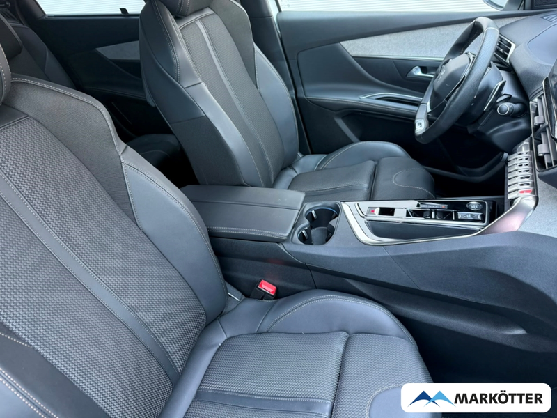 Peugeot 5008 Hybrid 136 GT 7-Sitzer ACC/AHK/BLIS/MASSAGE — photo 15