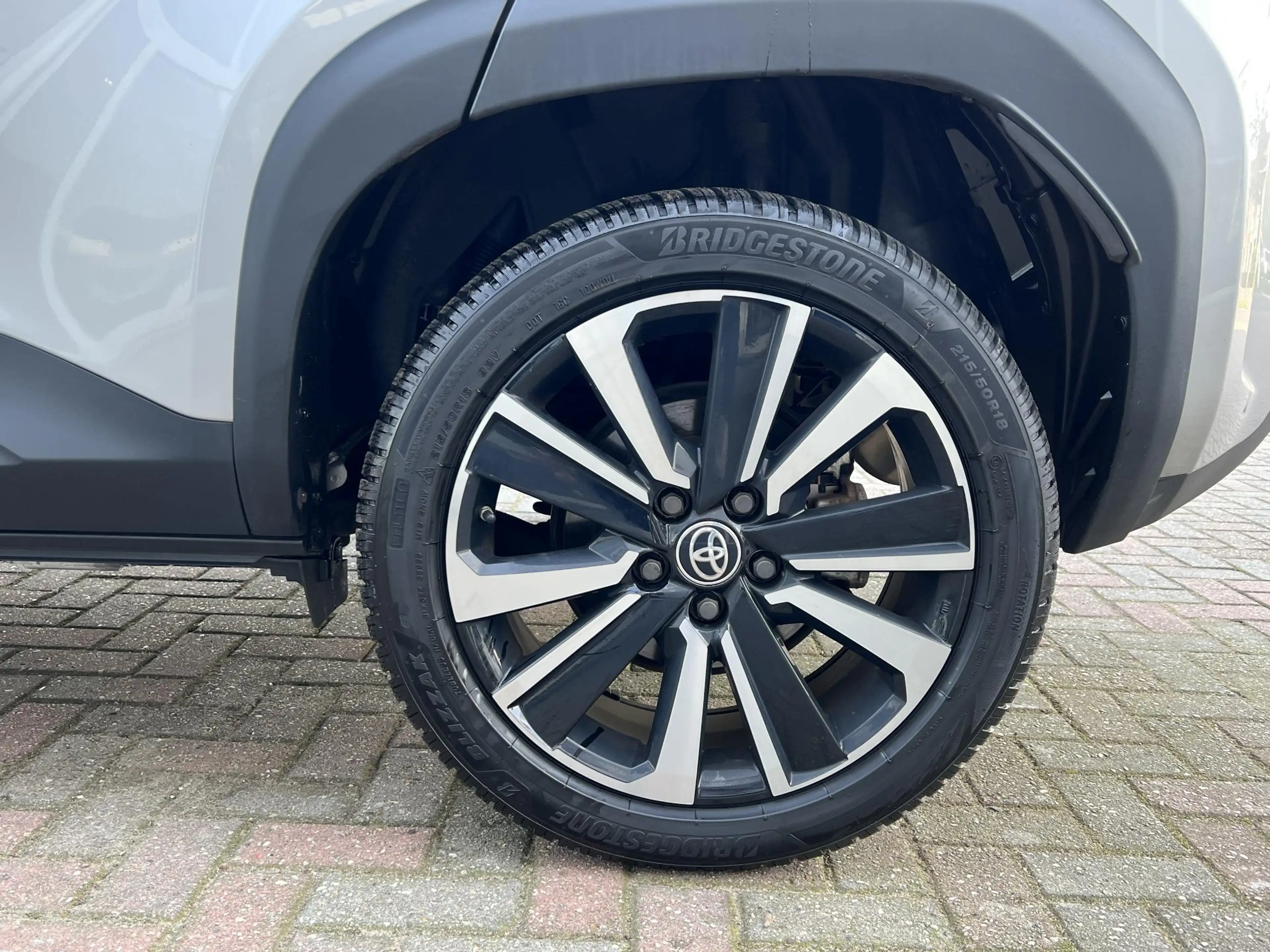 Toyota Yaris Cross 1.5 Hybrid Adventure AWD | Uniek 4X4, Head up disp — photo 15