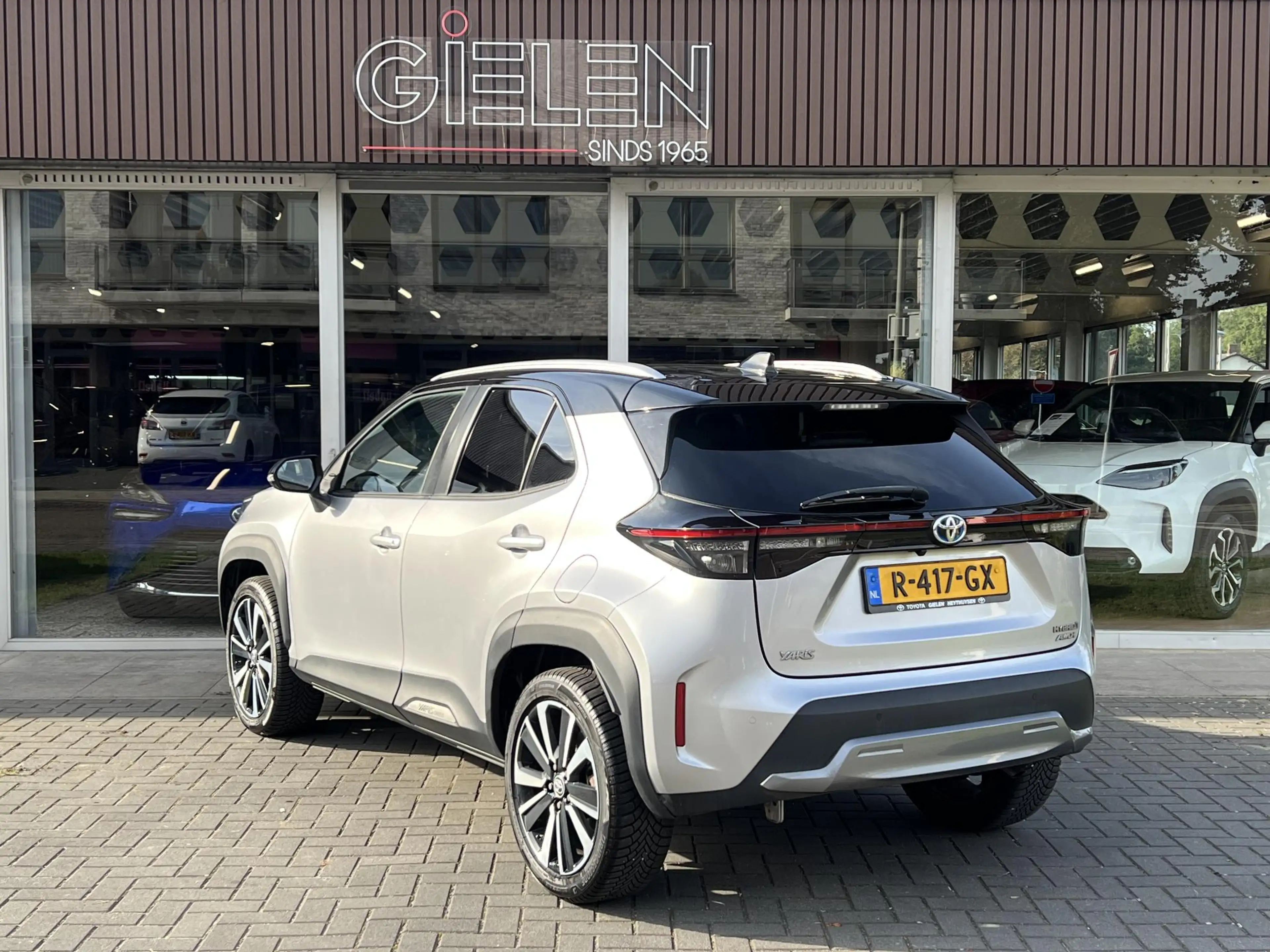 Toyota Yaris Cross 1.5 Hybrid Adventure AWD | Uniek 4X4, Head up disp — photo 16