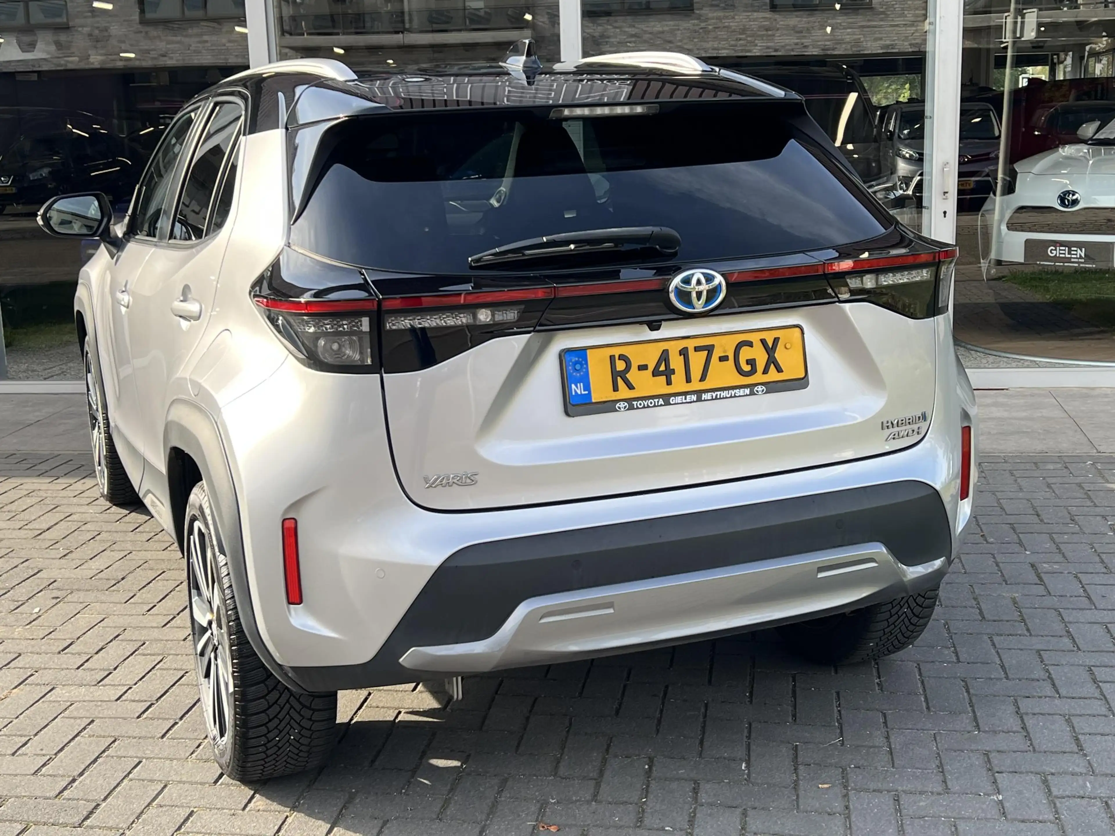 Toyota Yaris Cross 1.5 Hybrid Adventure AWD | Uniek 4X4, Head up disp — photo 12