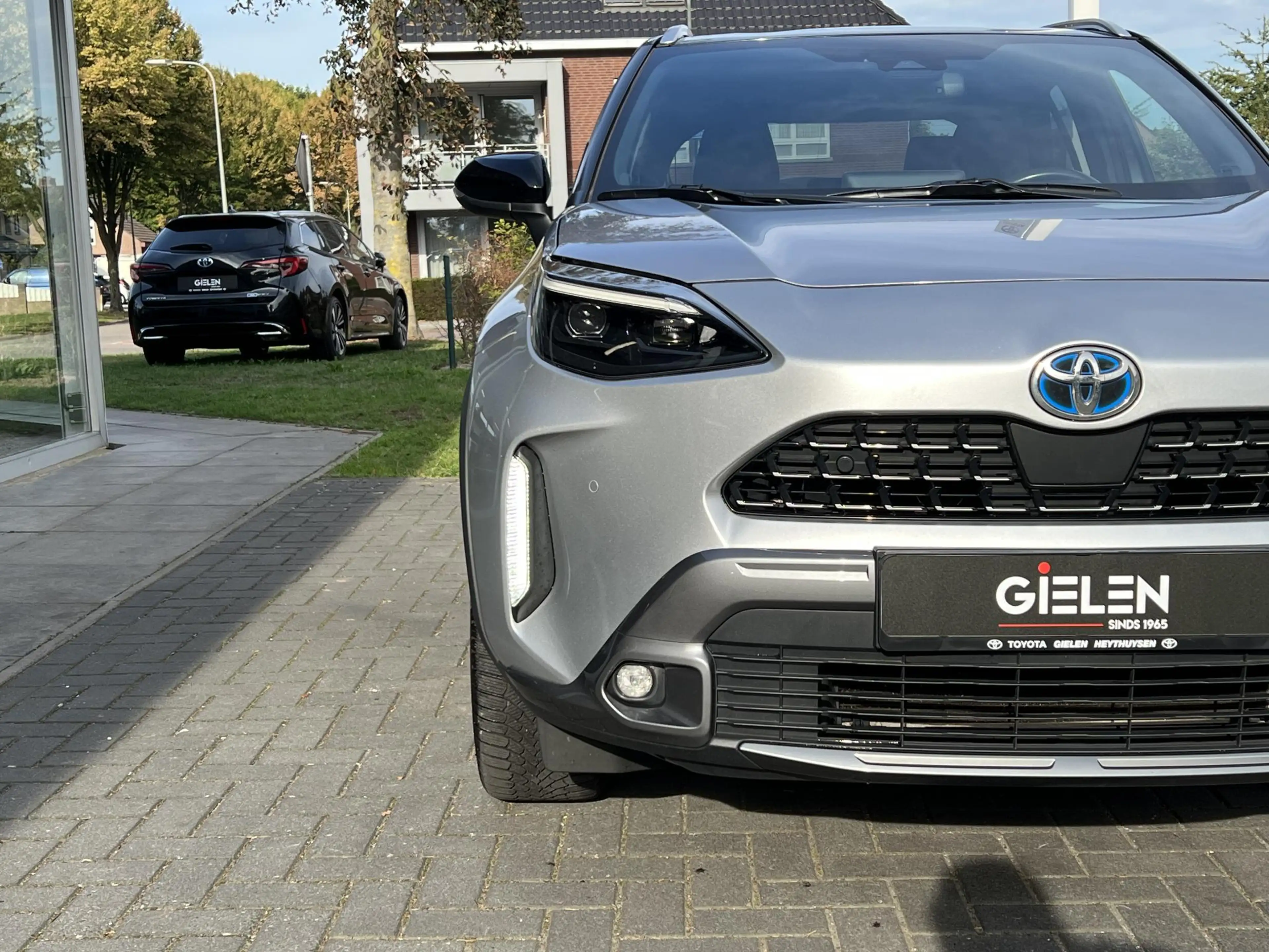 Toyota Yaris Cross 1.5 Hybrid Adventure AWD | Uniek 4X4, Head up disp — photo 11