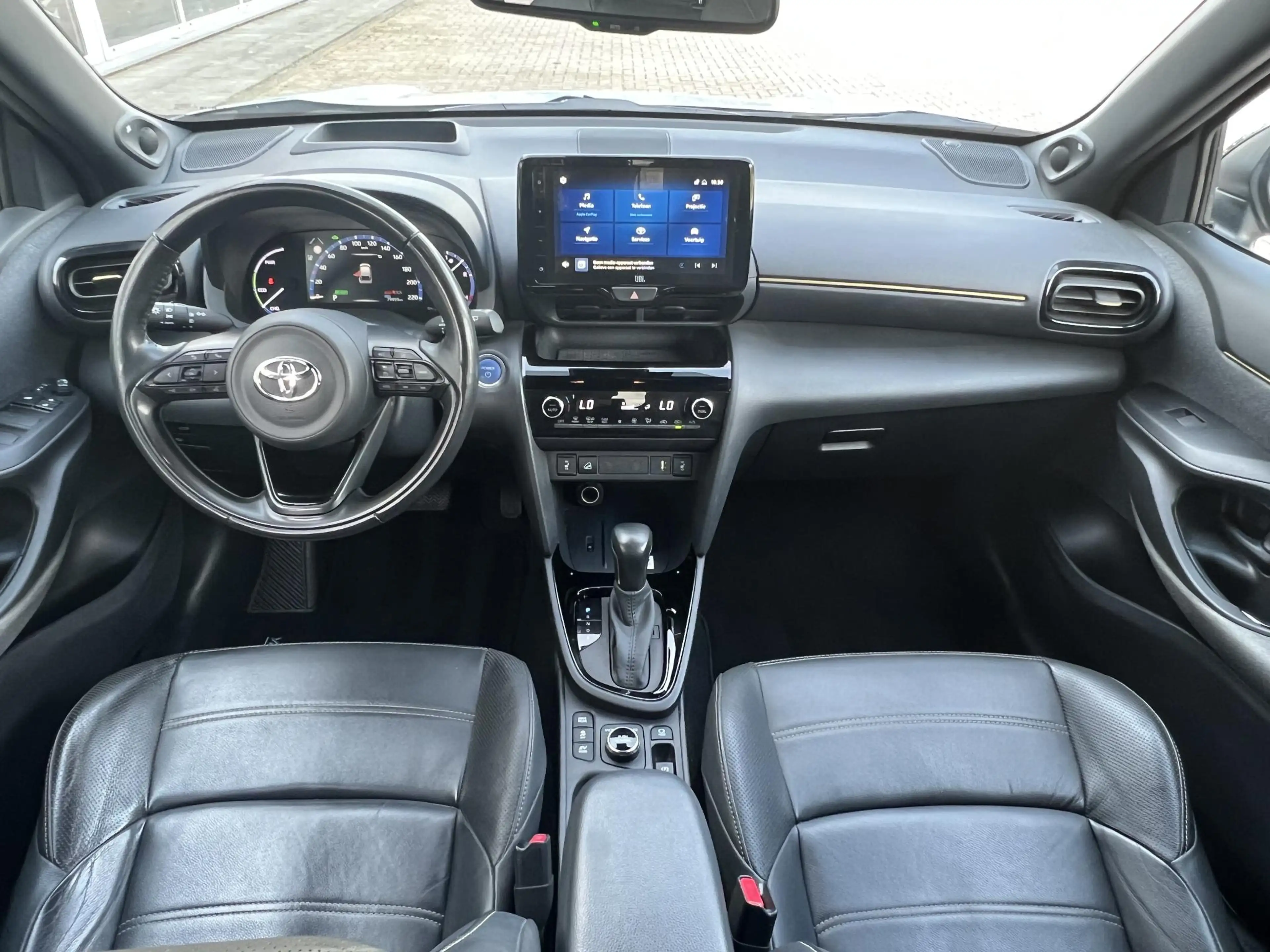 Toyota Yaris Cross 1.5 Hybrid Adventure AWD | Uniek 4X4, Head up disp — photo 25