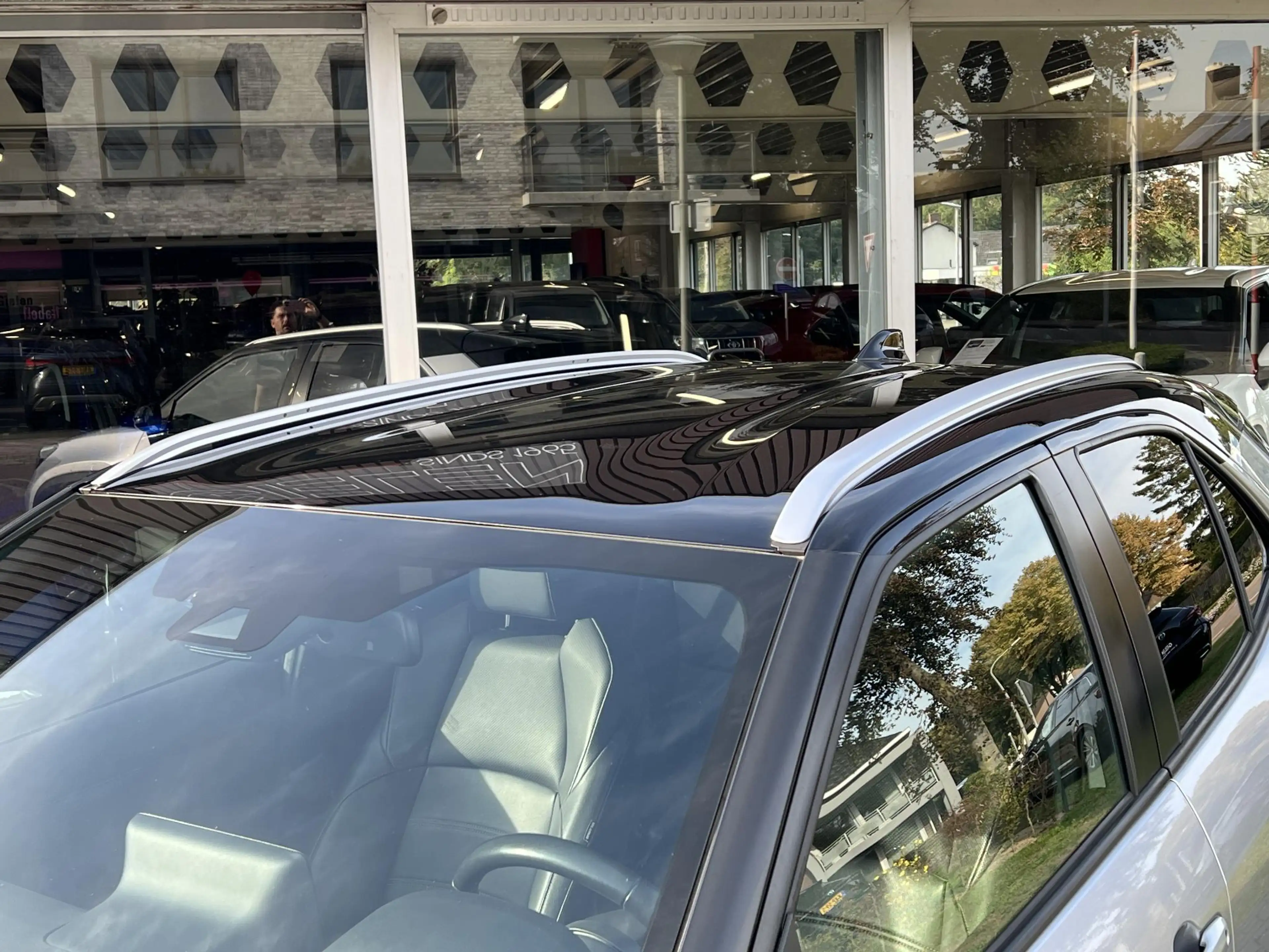 Toyota Yaris Cross 1.5 Hybrid Adventure AWD | Uniek 4X4, Head up disp — photo 2
