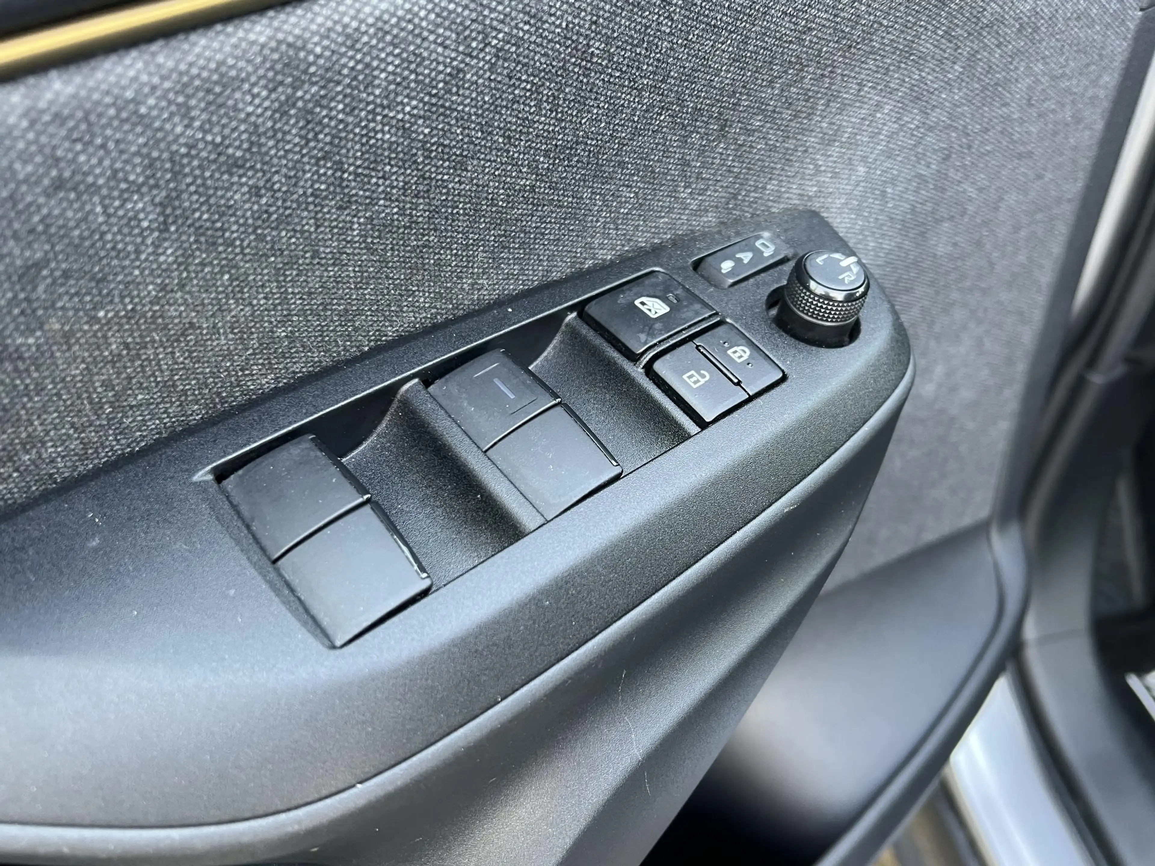 Toyota Yaris Cross 1.5 Hybrid Adventure AWD | Uniek 4X4, Head up disp — photo 29