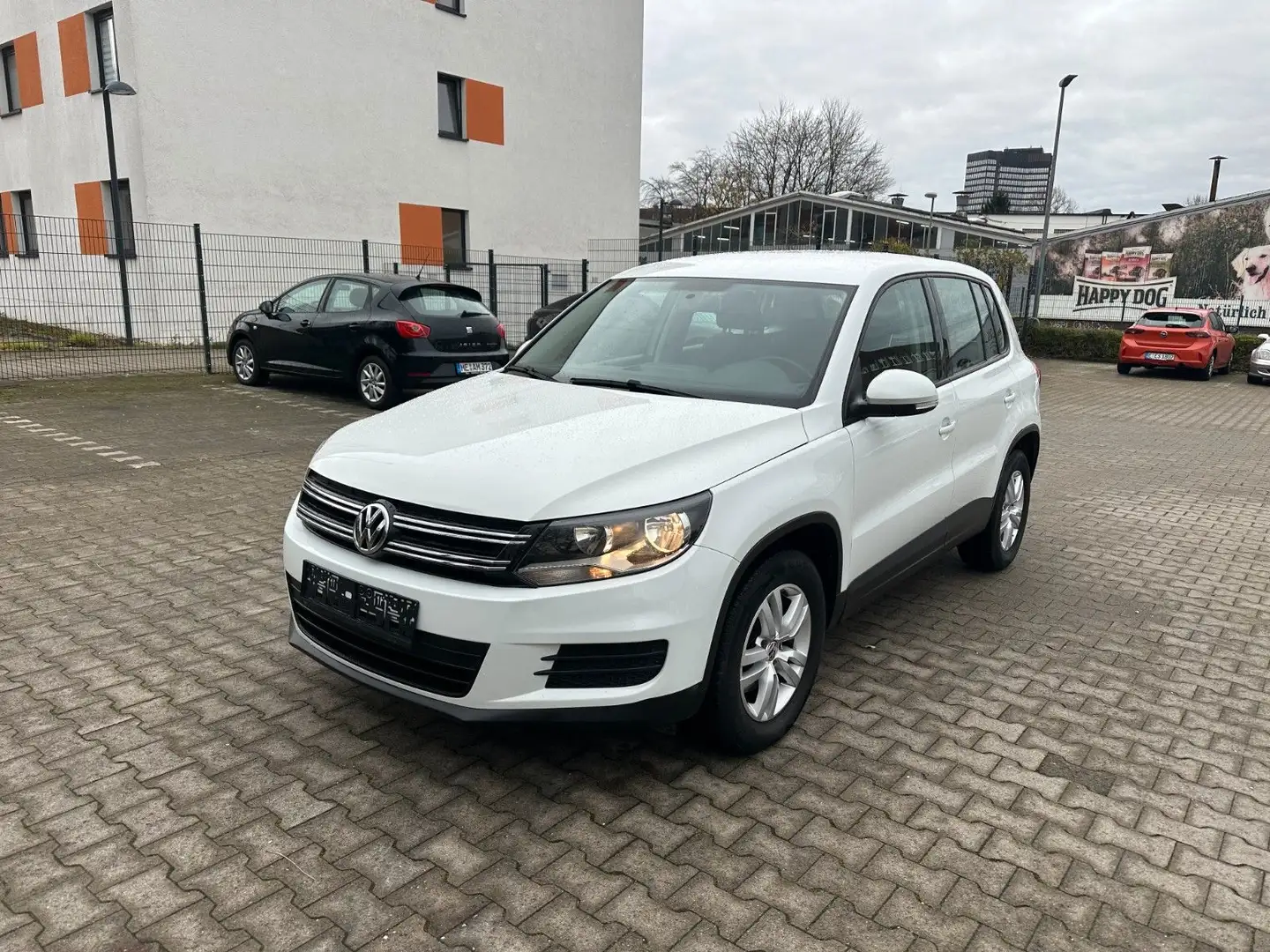 Volkswagen Tiguan Trend & Fun BMT Weiß - 1