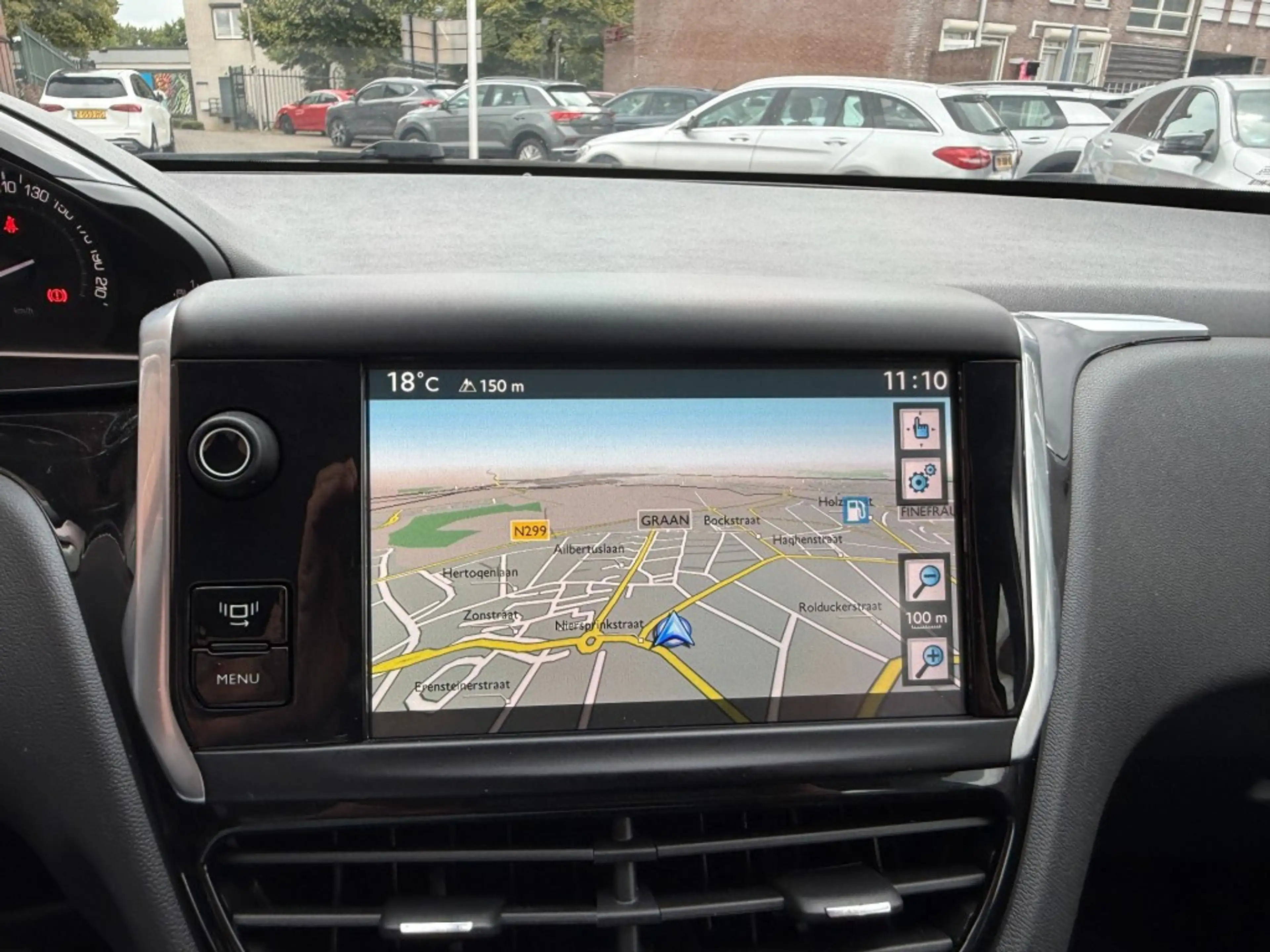 Peugeot 208 1.2 VTI ENVY — photo 11