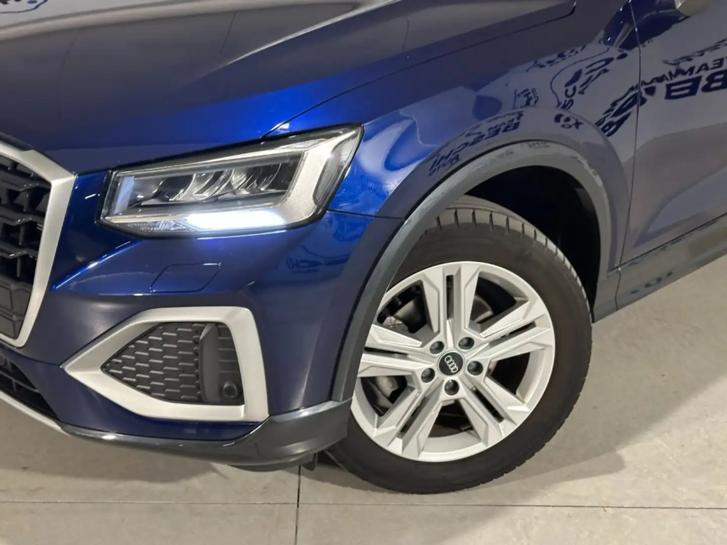 Audi Q2 35 TFSI 150CV S tronic Albastru - 2