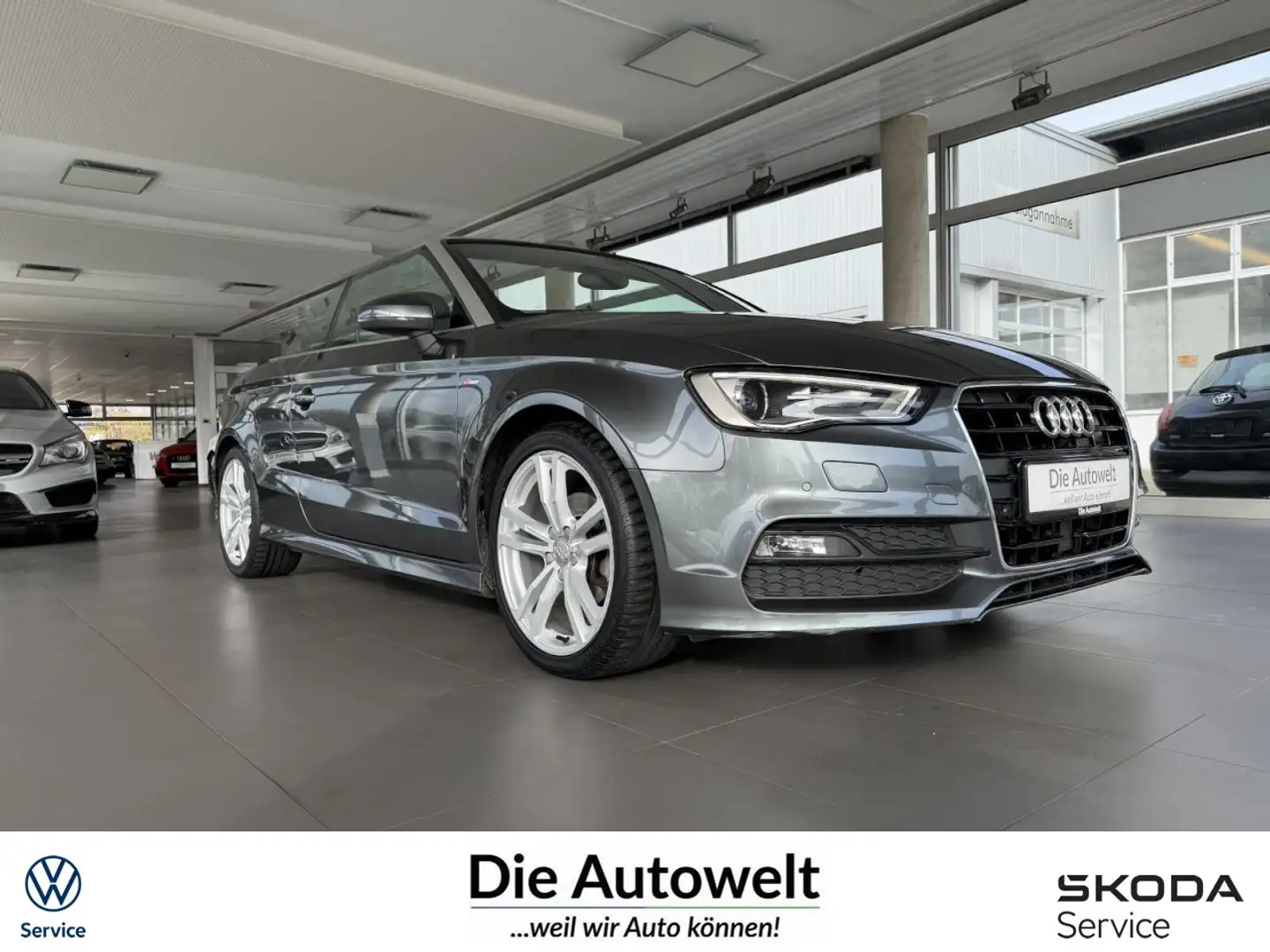Audi A3 Cabriolet 3x S-line ultra 1.4 TFSI S-TRONIC Klima Gris - 1