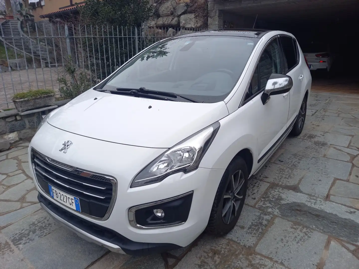 Peugeot 3008 1.6 bluehdi Allure s&s 120cv eat6 - 1