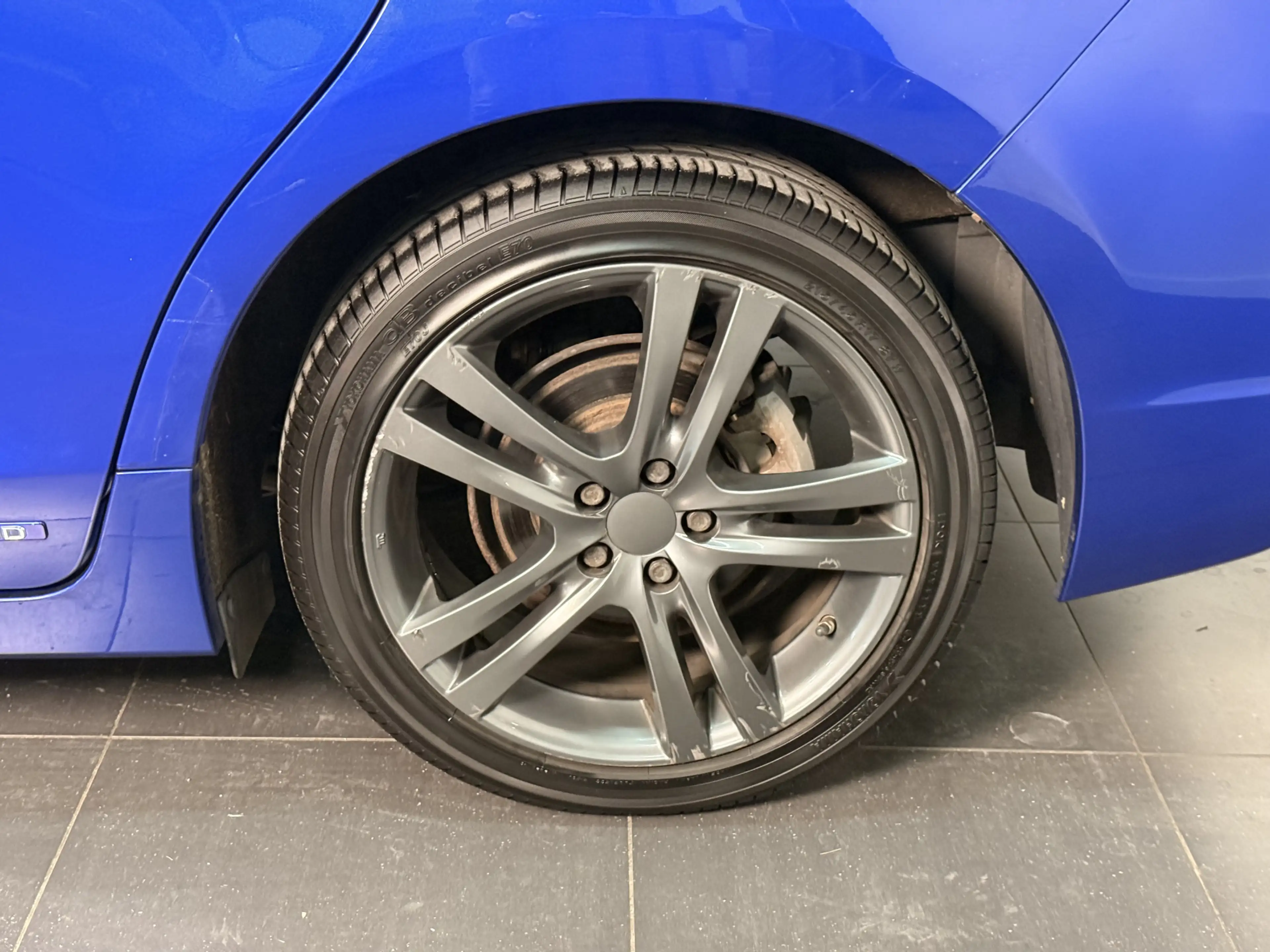 Lexus CT 200h — photo 6