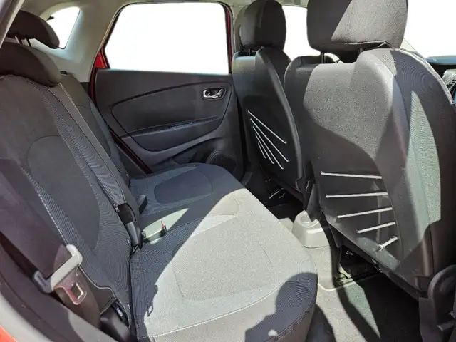 Renault Captur view 12