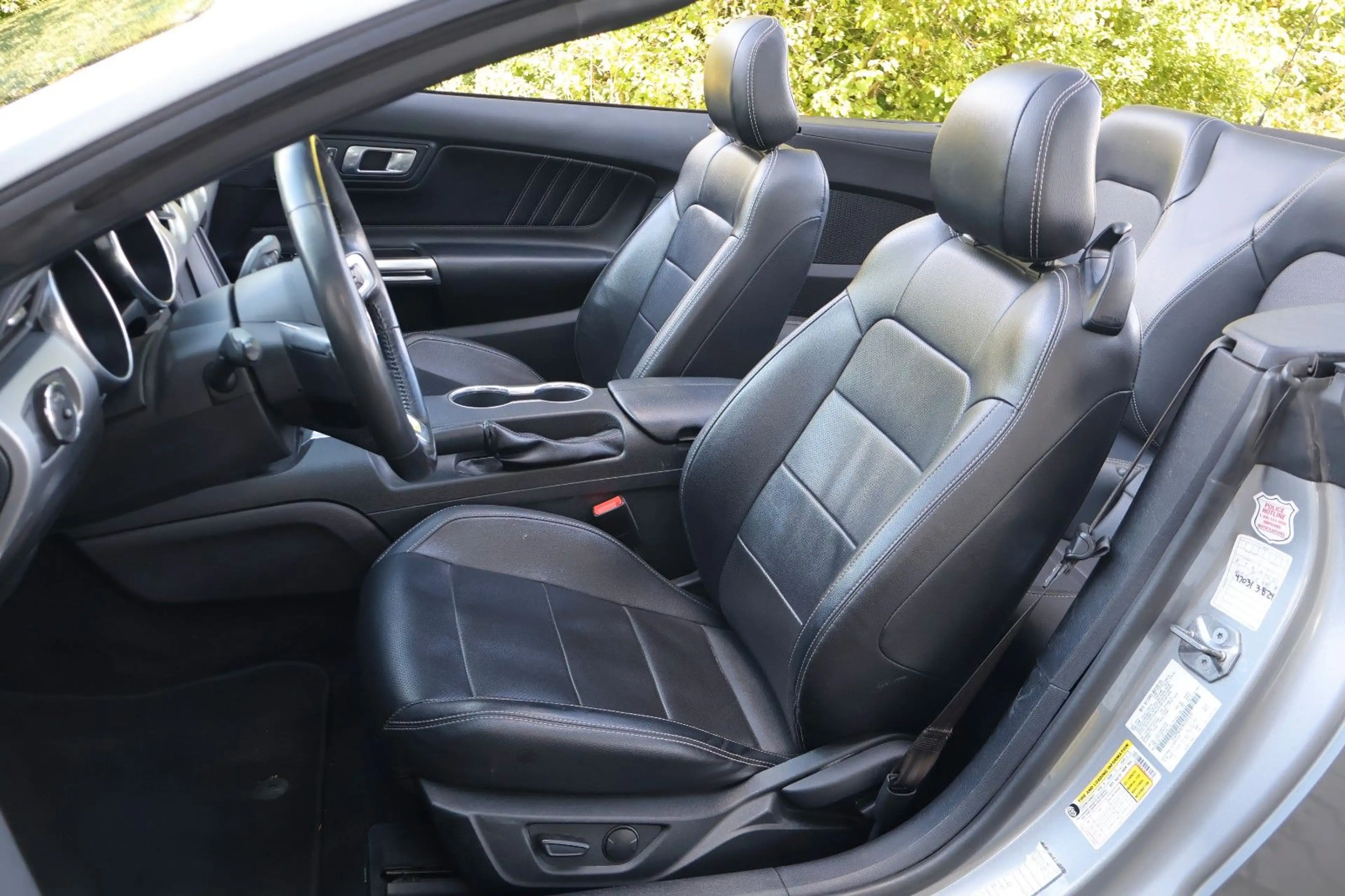 Ford Mustang 2.3 EcoBoost/SHELBY OPTIK/CARPLAY/KAMERA — photo 13