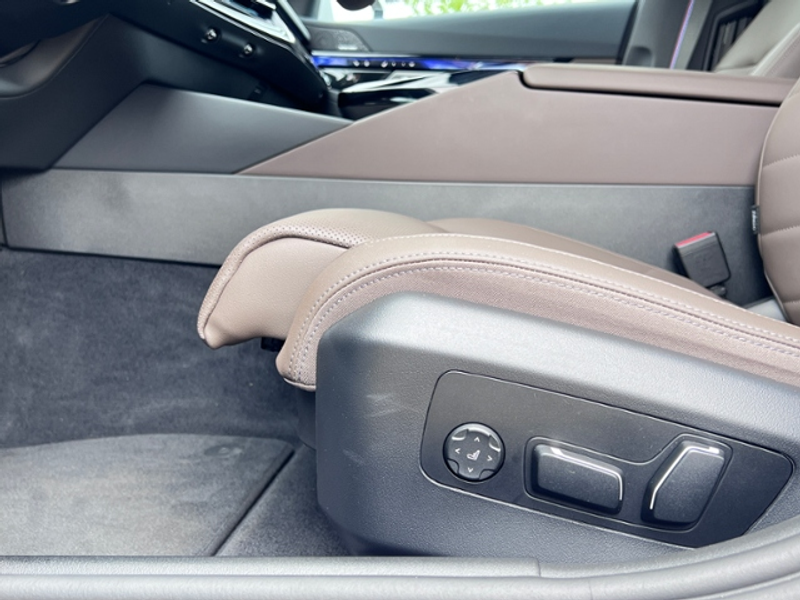 BMW 540 d xDrive M Sport Pro KomfortSitz AHK Standheiz. S — photo 10