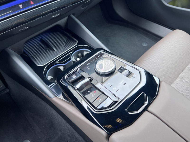 BMW 540 d xDrive M Sport Pro KomfortSitz AHK Standheiz. S — photo 12