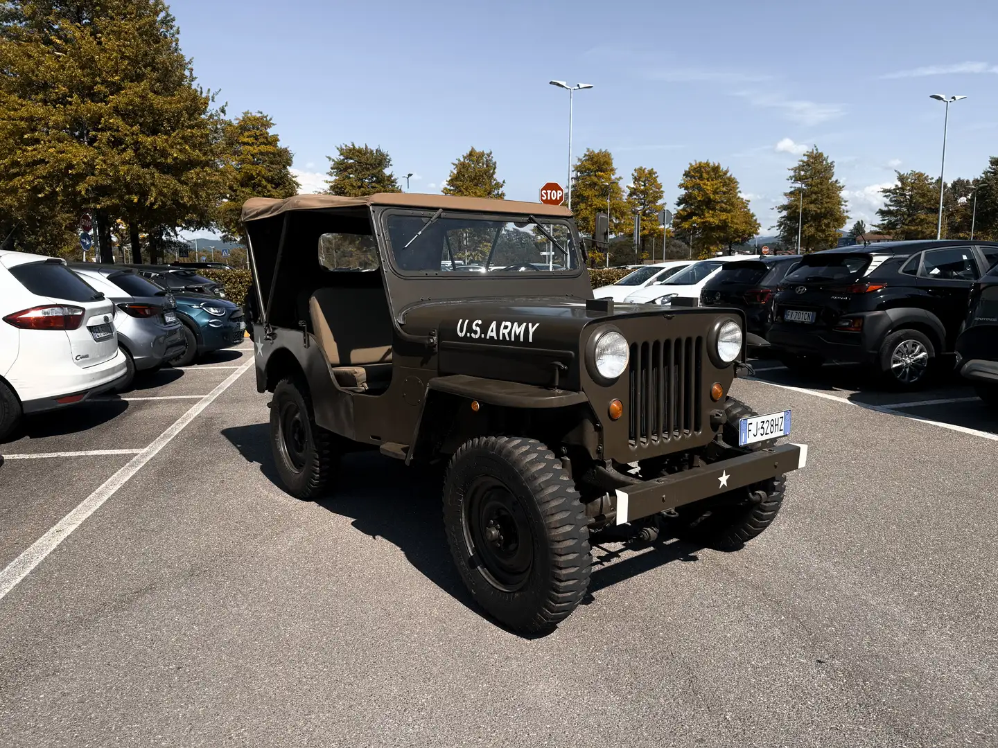 Jeep Willys Kaiser - 1