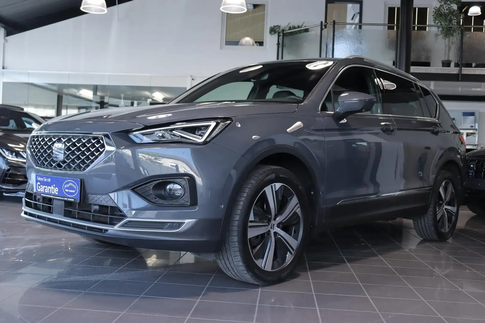 SEAT Tarraco 2.0 TDI DSG Xcellence *ACC*SHZ*CAM* Grau - 2