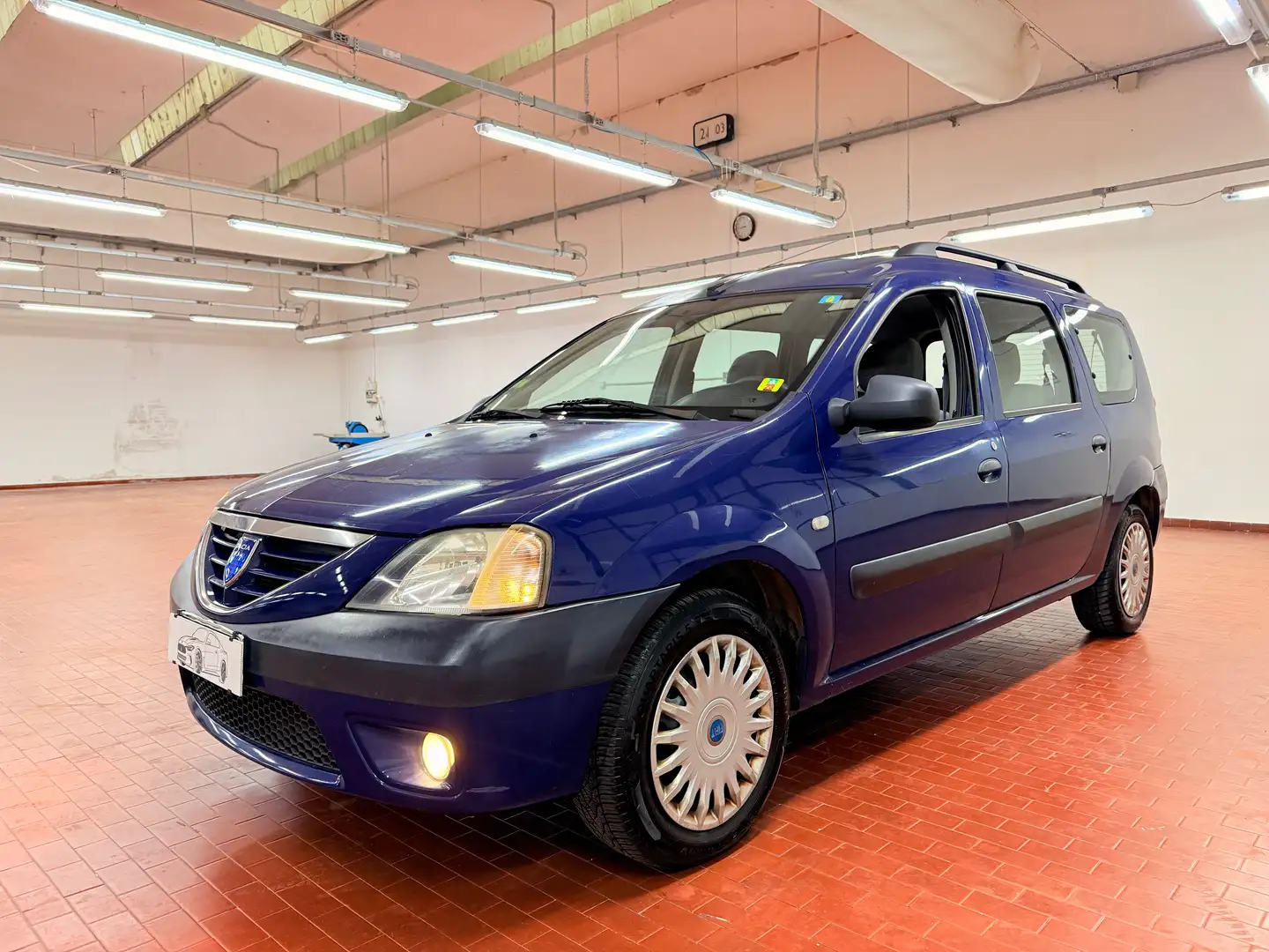 Dacia Logan Logan 1.5 dci Ambiance 7 posti - 1
