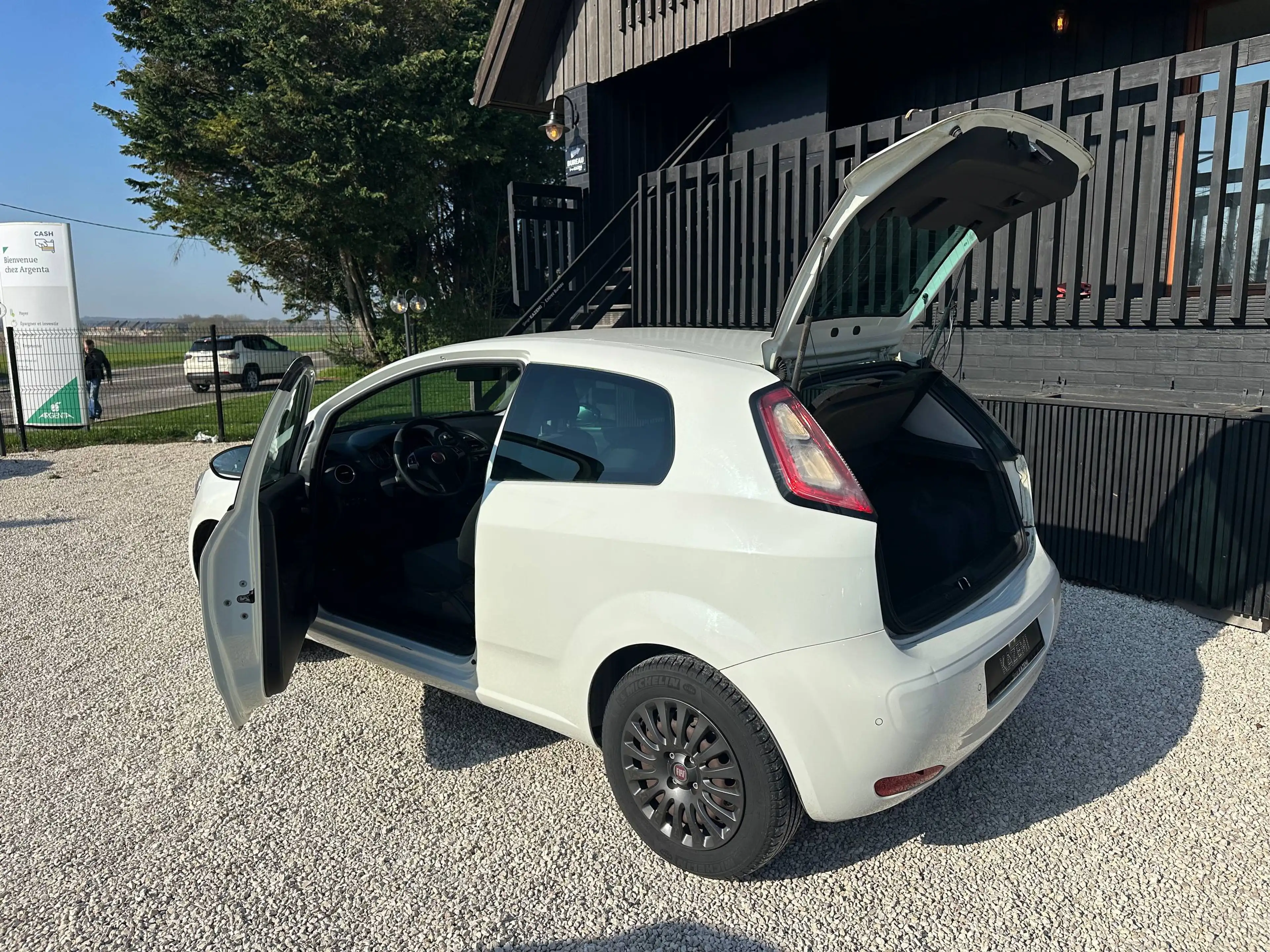 Fiat Punto Punto 1.2i * 58.671 km !!! * — photo 8