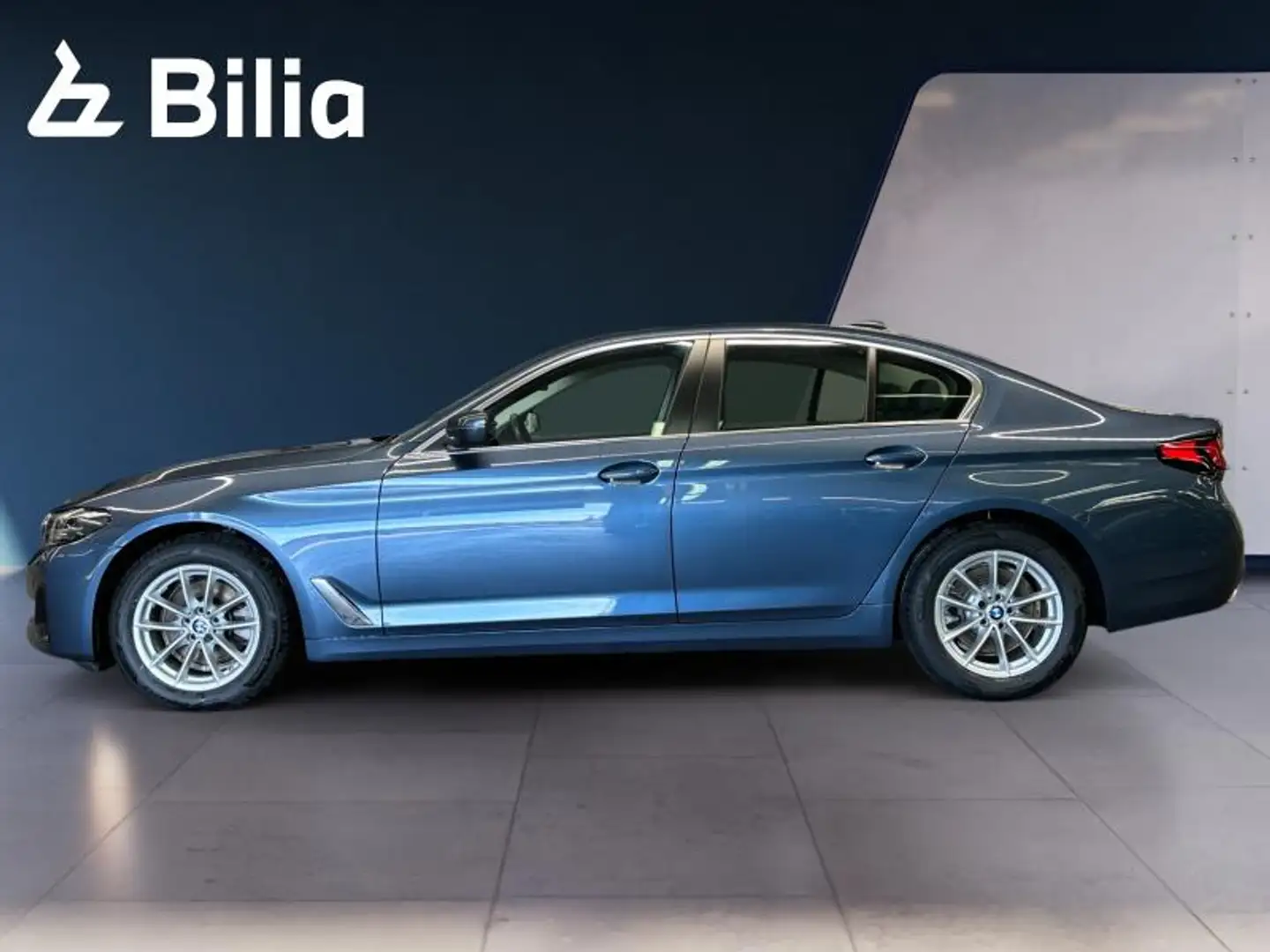 BMW 520 520i Berline Bleu - 2